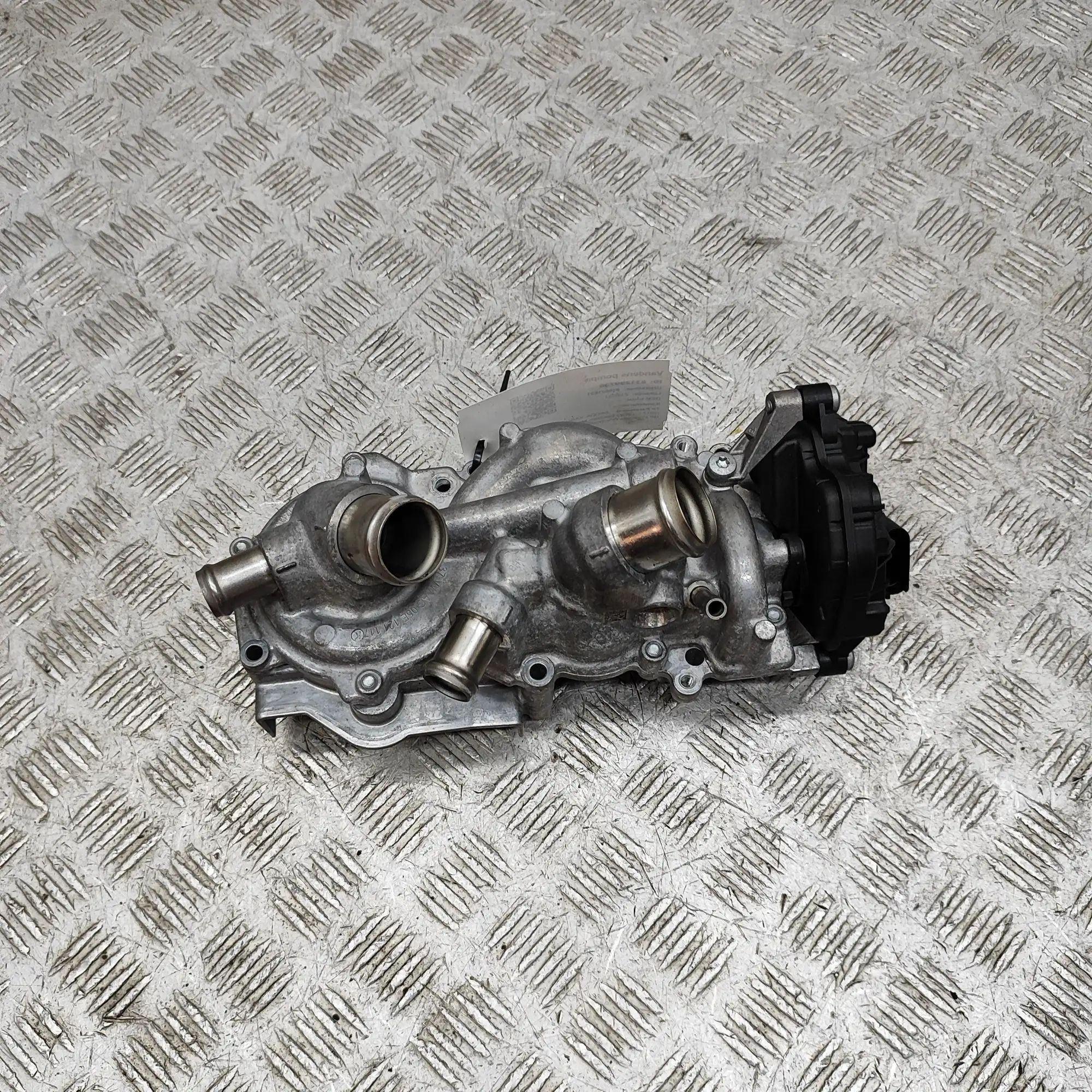 Skoda Karoq водяной насос Water pump — SKODA KAROQ (NU7) (2017-...) — 05E...