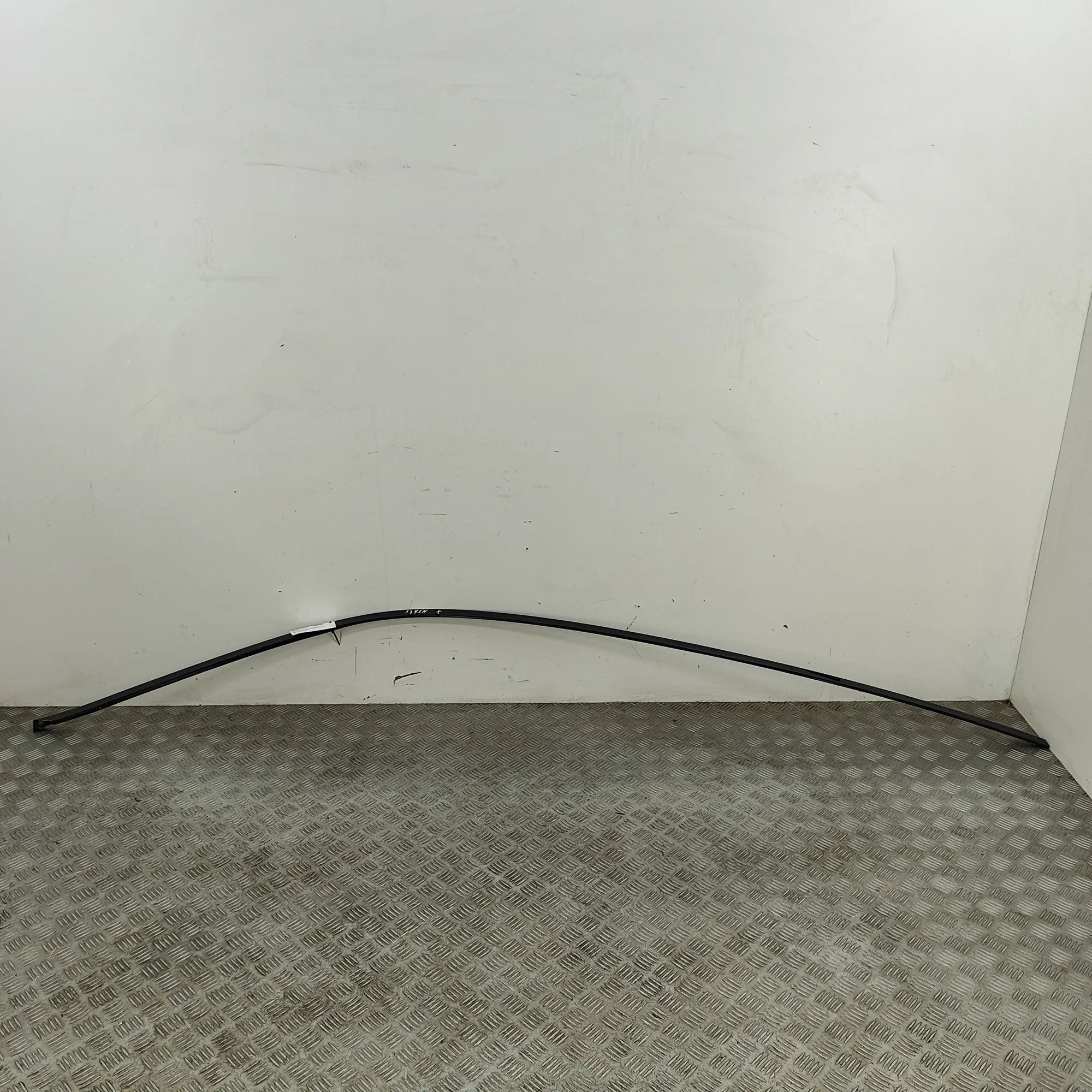Porsche Panamera Left Side Roof Strip Trim Left Side Roof Strip Trim — PORSCHE PANAMERA (9...