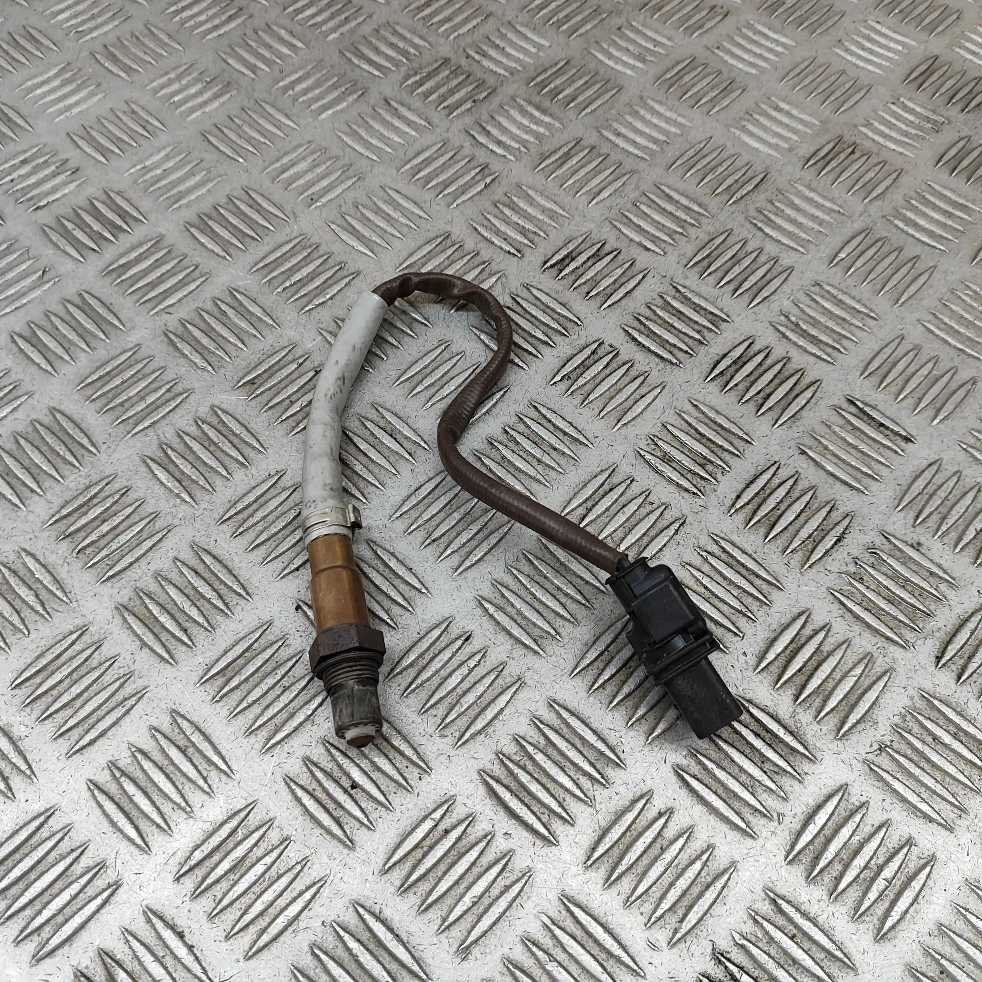 Mercedes-Benz A (W176) Lambda Oxygen Sensor Lambda Oxygen Sensor — MERCEDES BENZ C-CLASS (W...