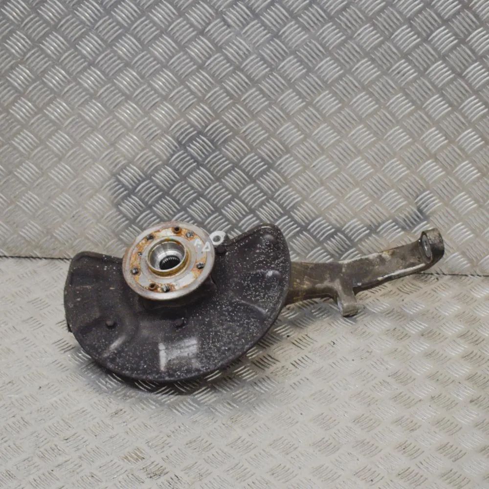 Mercedes-Benz GL / GLS (X166) Front Right Wheel Hub Front Right Wheel Hub — MERCEDES BENZ GLS (X166...