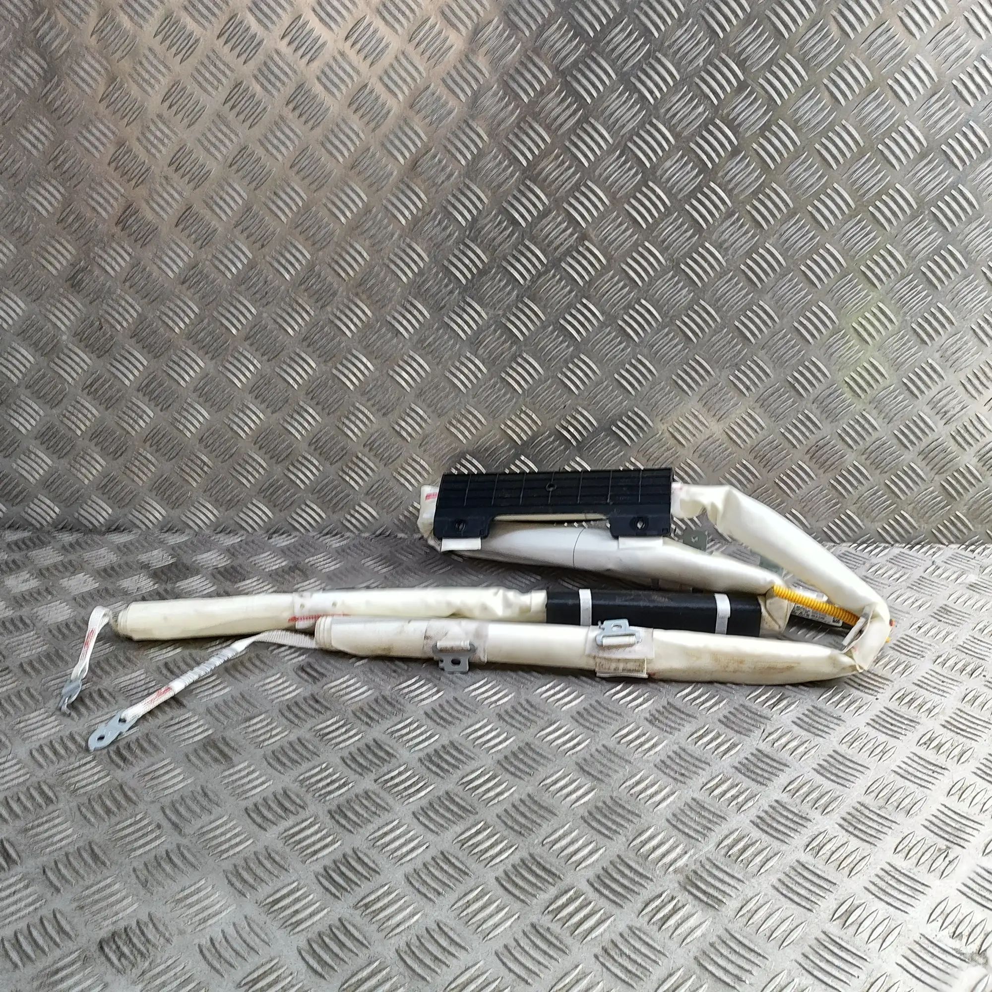 Hyundai Santa Fe Left Side Roof Safety Curtain SRS Left Side Roof Safety Curtain SRS — HYUNDAI SAN...