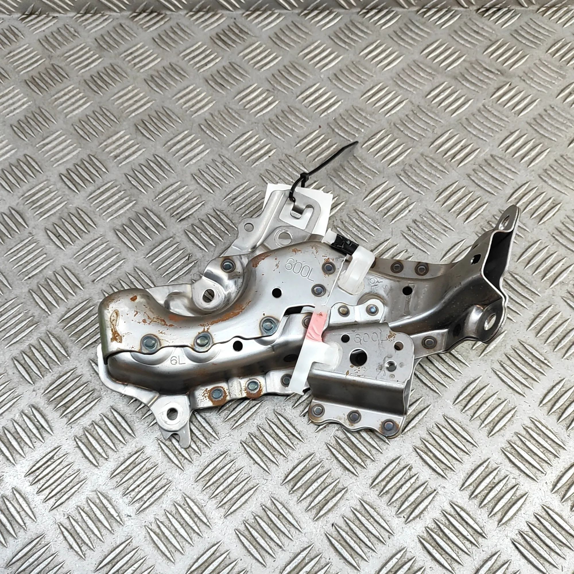 Lexus NX Other Body Parts Other Body Parts — LEXUS NX (_Z1_) (2014-...)

...