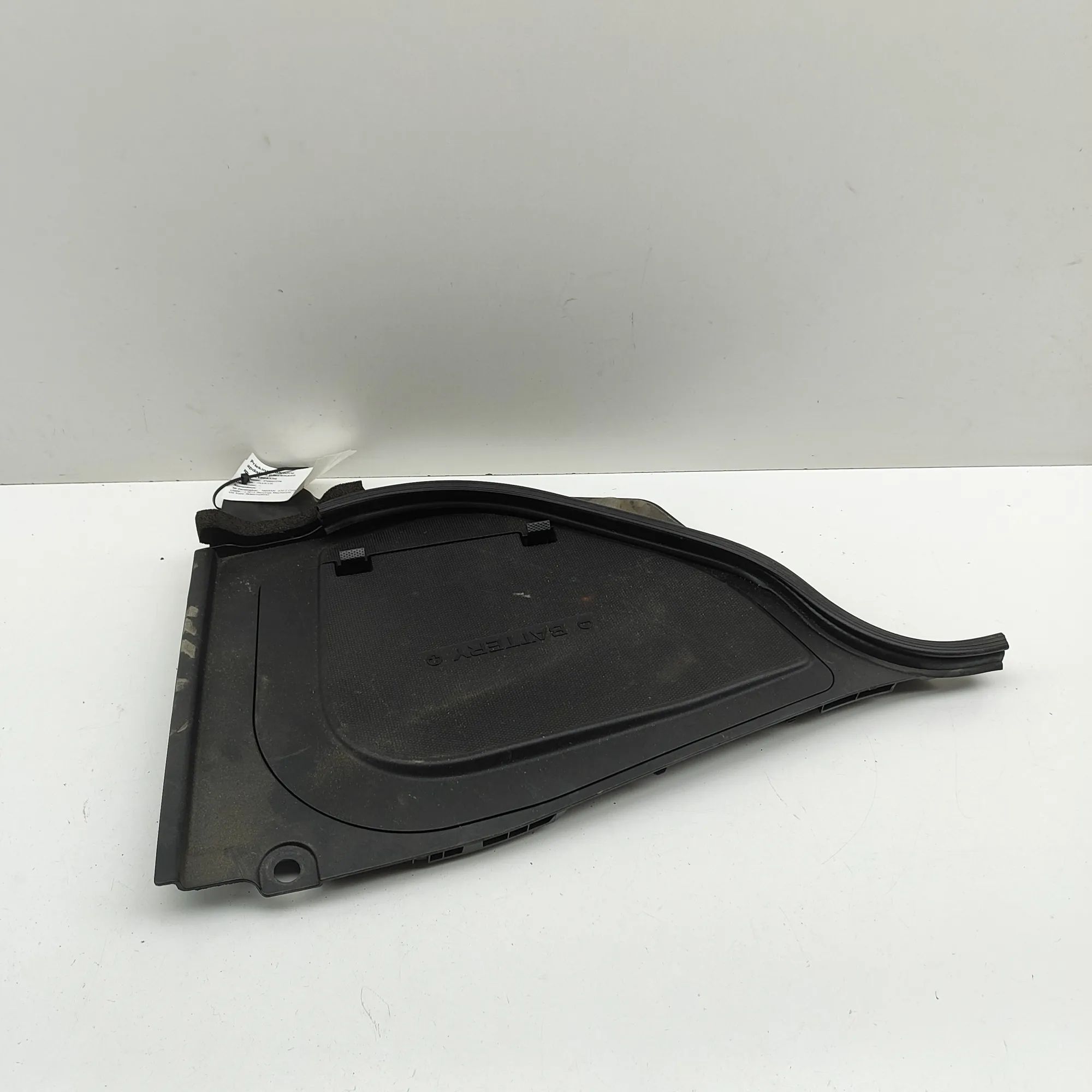 Nissan 370Z Front Wiper Cowl Trim Front Wiper Cowl Trim — NISSAN 370 (Z Coupe Z34...