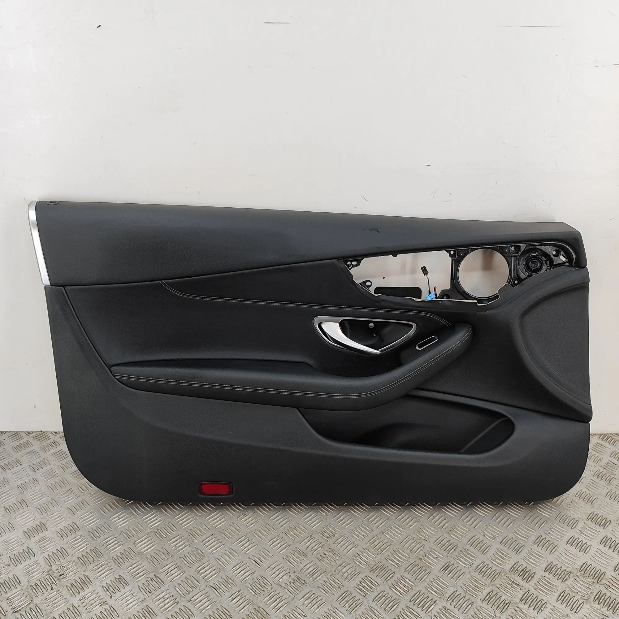 Mercedes-Benz A (W176) Front Left Door Panel Front Left Door Panel — MERCEDES BENZ C-CLASS C...