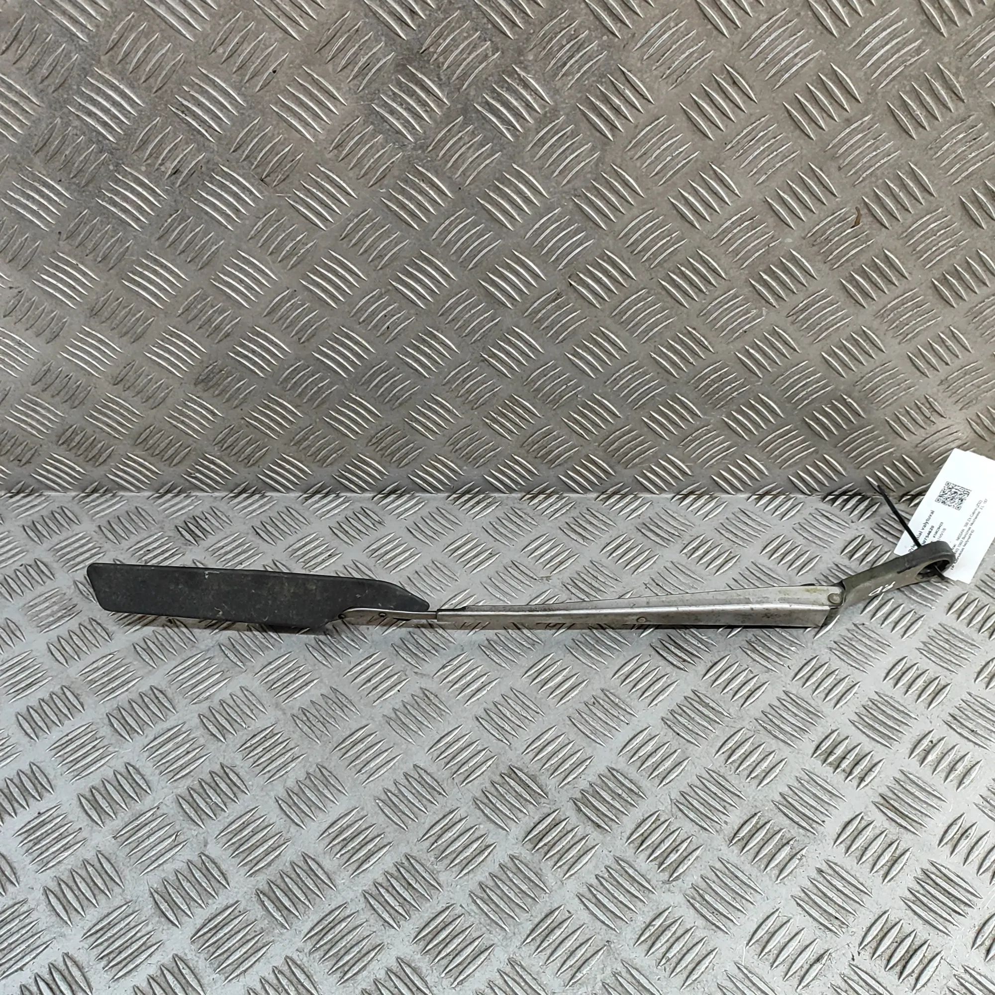 Nissan 300ZX Front Wiper Arms Front Wiper Arms — NISSAN 300 (ZX Cabrio Z32) (...