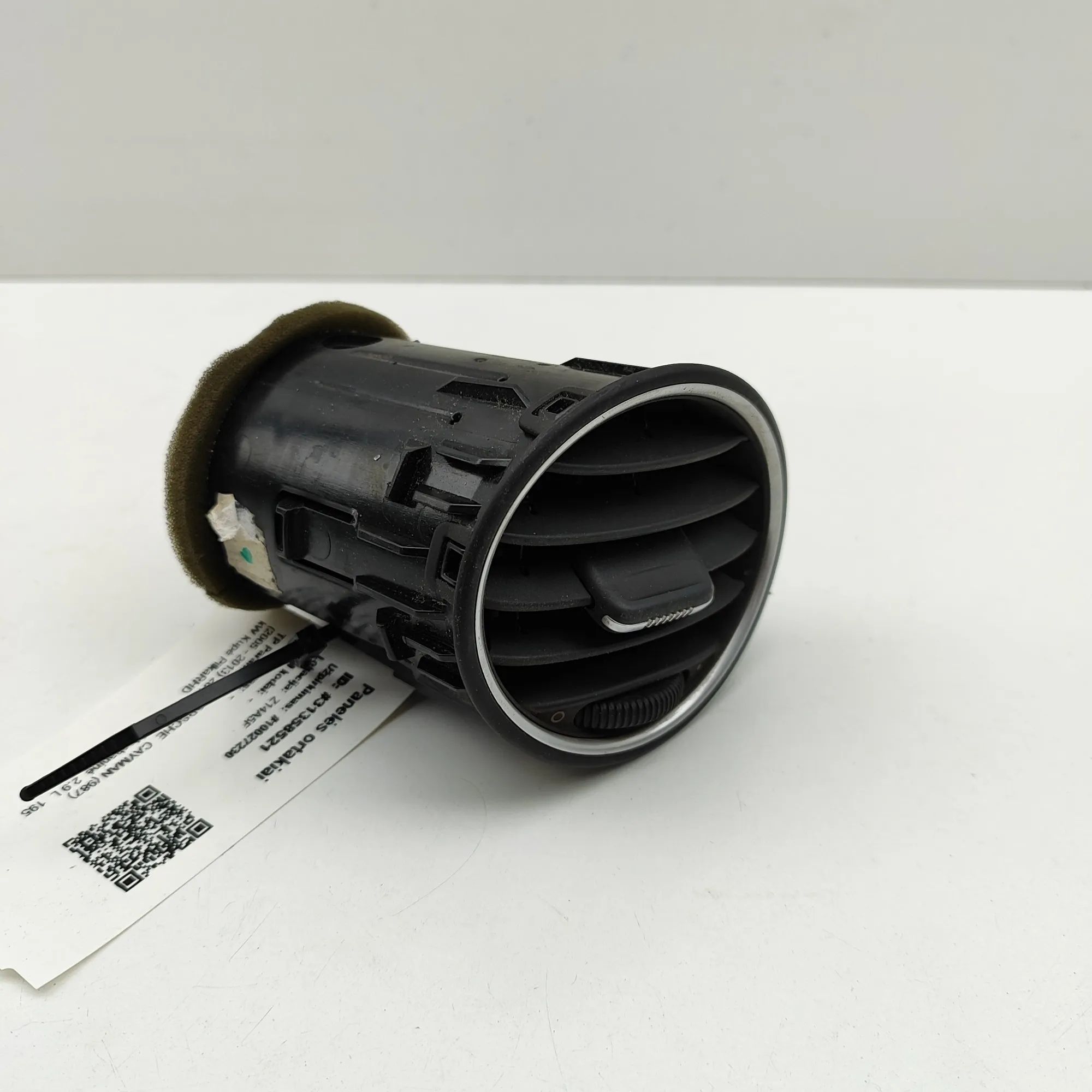 Porsche Cayman (987) Dashboard Air Vents Dashboard Air Vents — PORSCHE CAYMAN (987) (200...