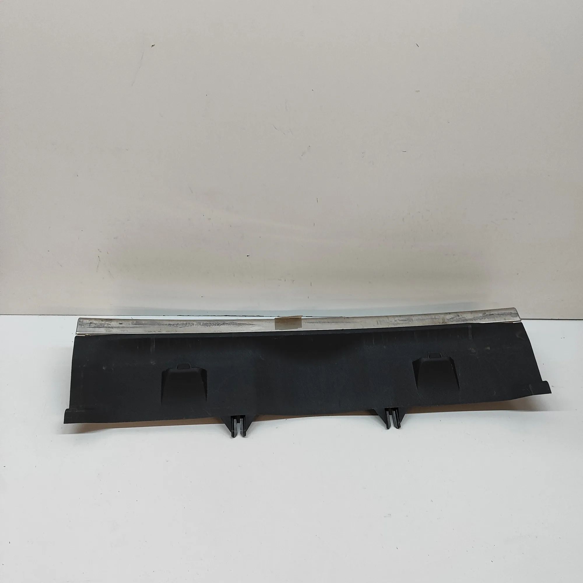 Audi Q3 (8U) Trunk Boot Lock Trim Trunk Boot Lock Trim — AUDI Q3 (F3) (2018-...) ...