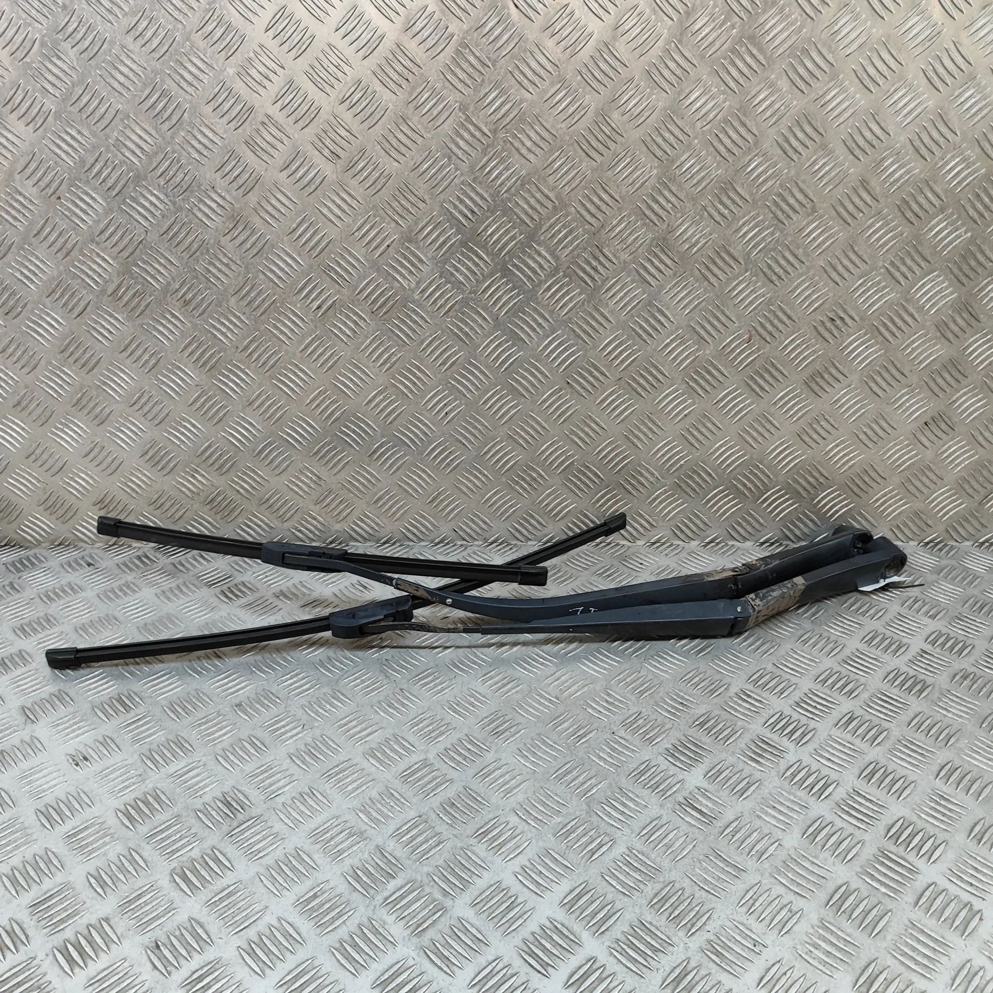 Kia Soul Front Wiper Arms Front Wiper Arms — KIA SOUL (II PS) (2014-2018)...