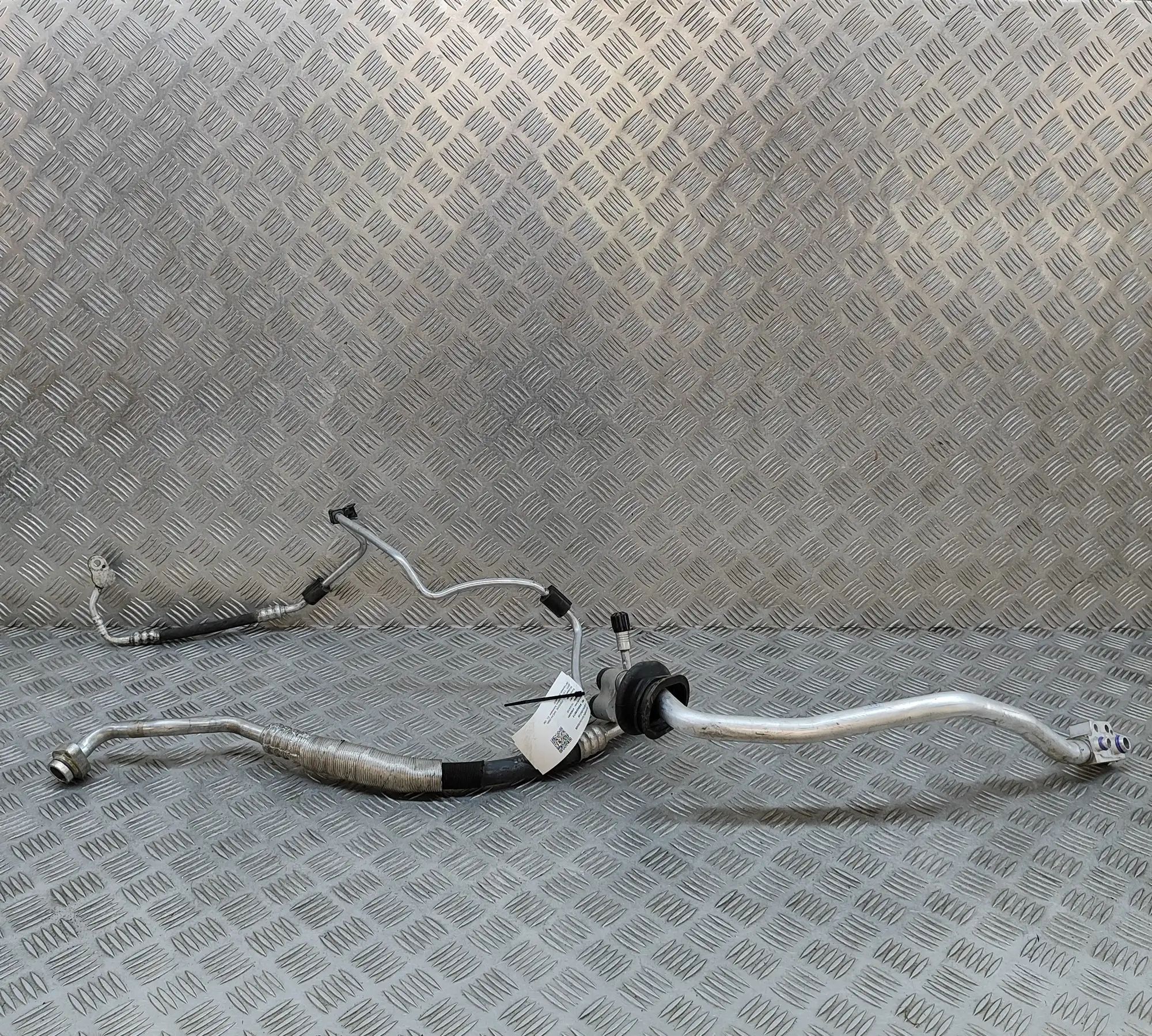 Porsche Macan A/C Air Con Hose Pipe A/C Air Con Hose Pipe — PORSCHE MACAN (95B) (20...