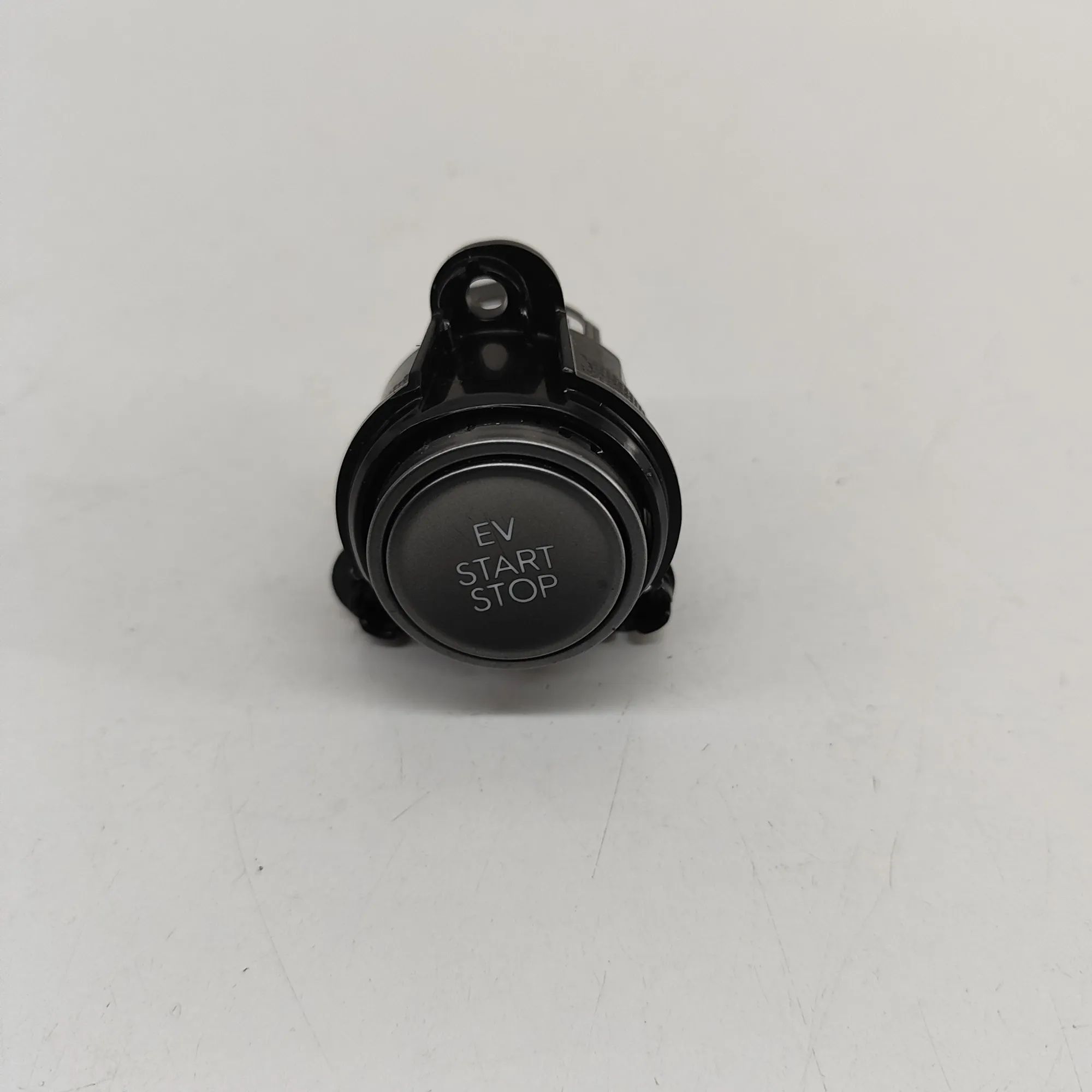Hyundai Kona Engine start button Engine start button — HYUNDAI KONA (SX2) (2023-...