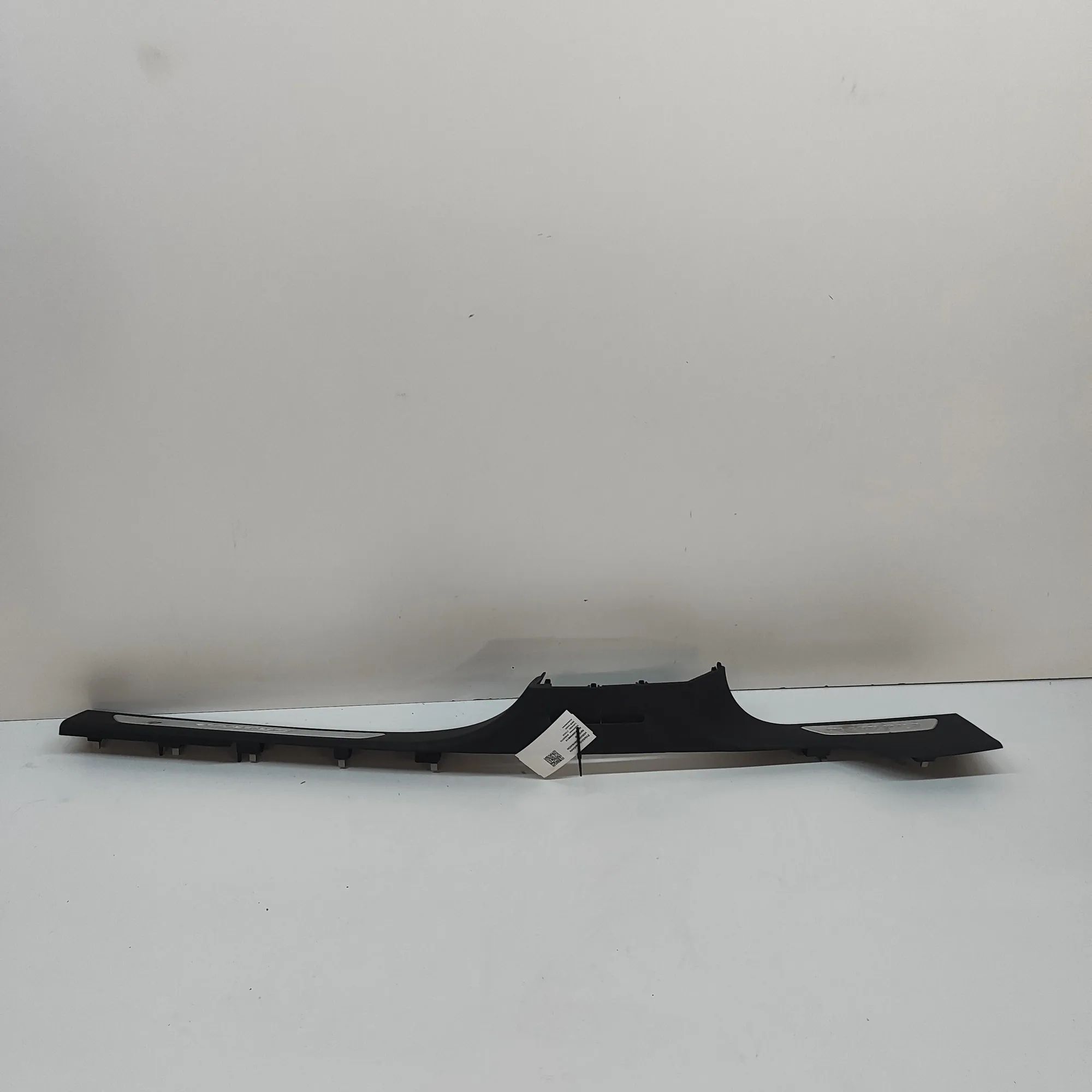 Porsche Cayenne Interior sill trim — front right Interior sill trim — front right — PORSCHE CAYE...