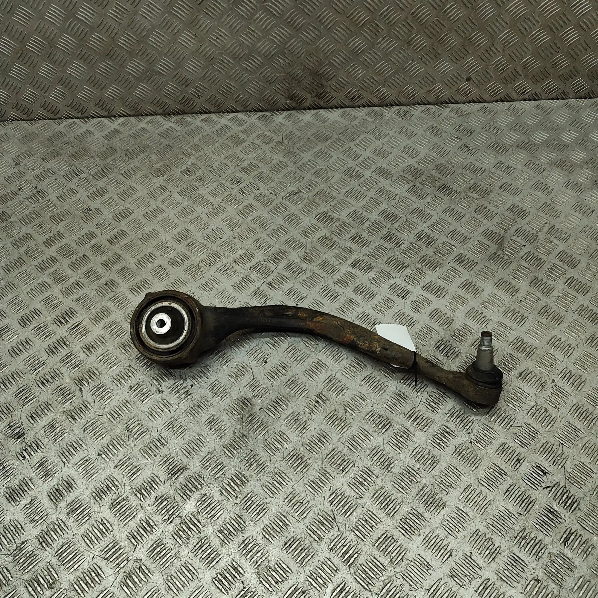 Land Rover Range Rover Sport (L494) Front Right Curved Control Arm Front Right Curved Control Arm — LAND ROVER RAN...