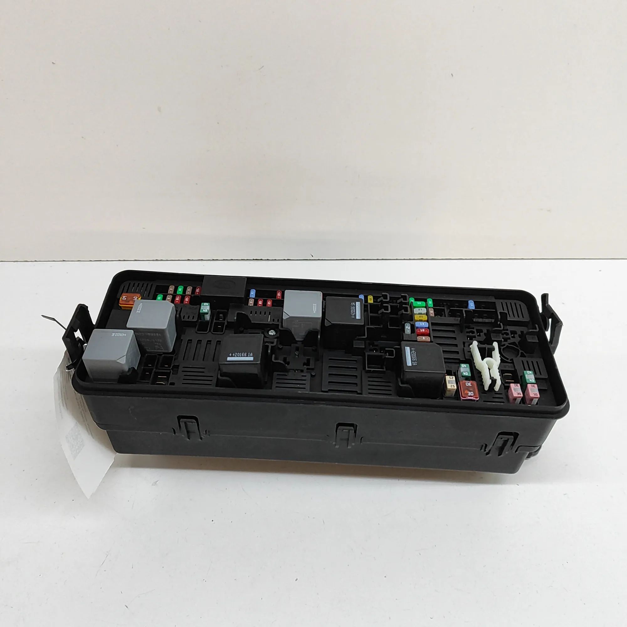 Land Rover Range Rover Sport (L494) Fuse Box Module Fuse Box Module — LAND ROVER RANGE ROVER SPORT ...