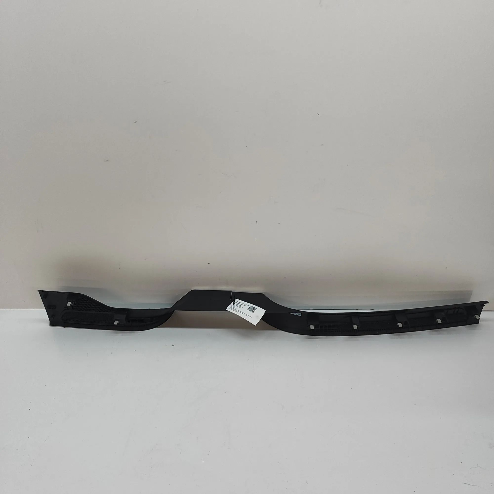 Porsche Cayenne Interior sill trim — front left Interior sill trim — front left — PORSCHE CAYEN...
