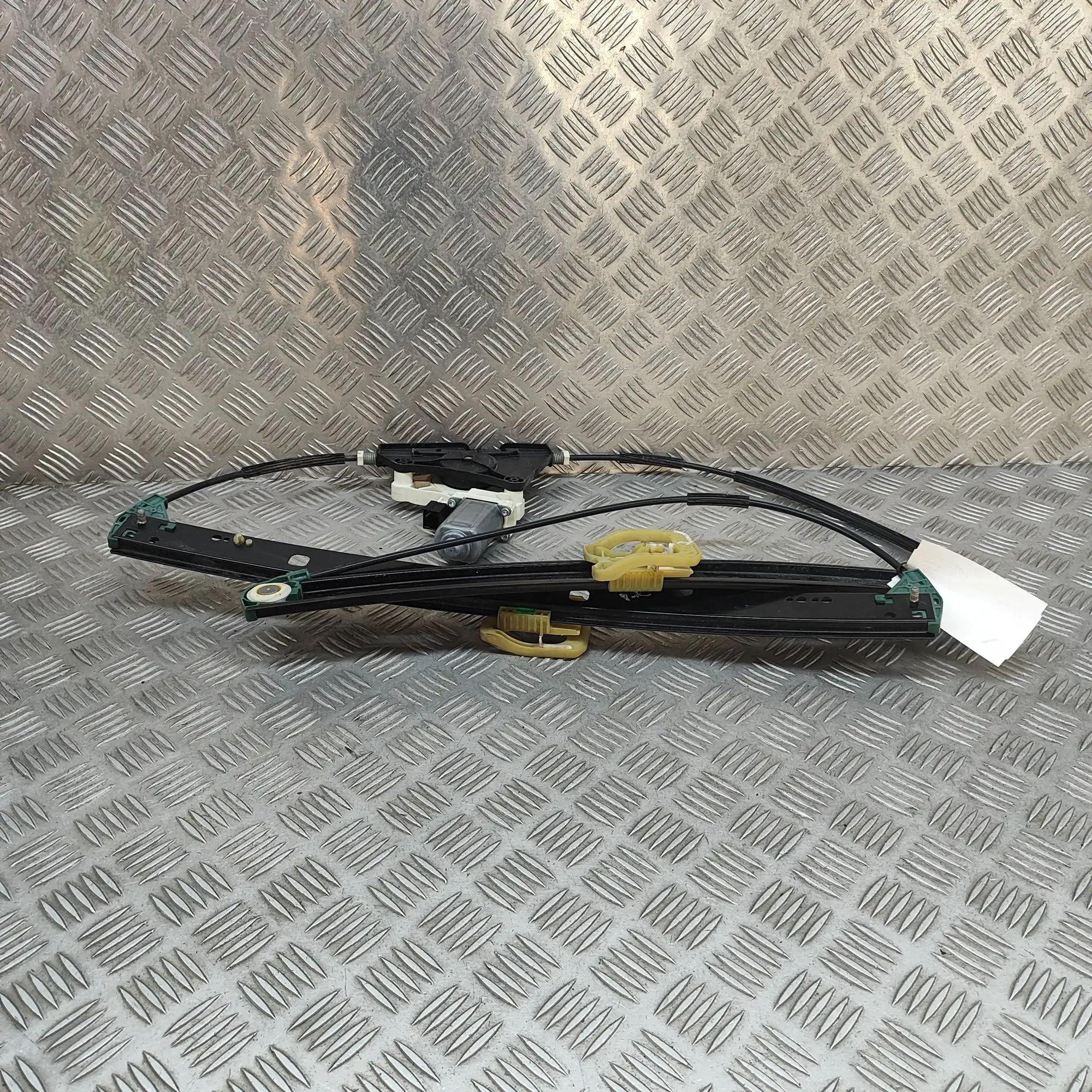 Porsche Cayenne Front Left Door Window Regulator Front Left Door Window Regulator — PORSCHE CAYE...