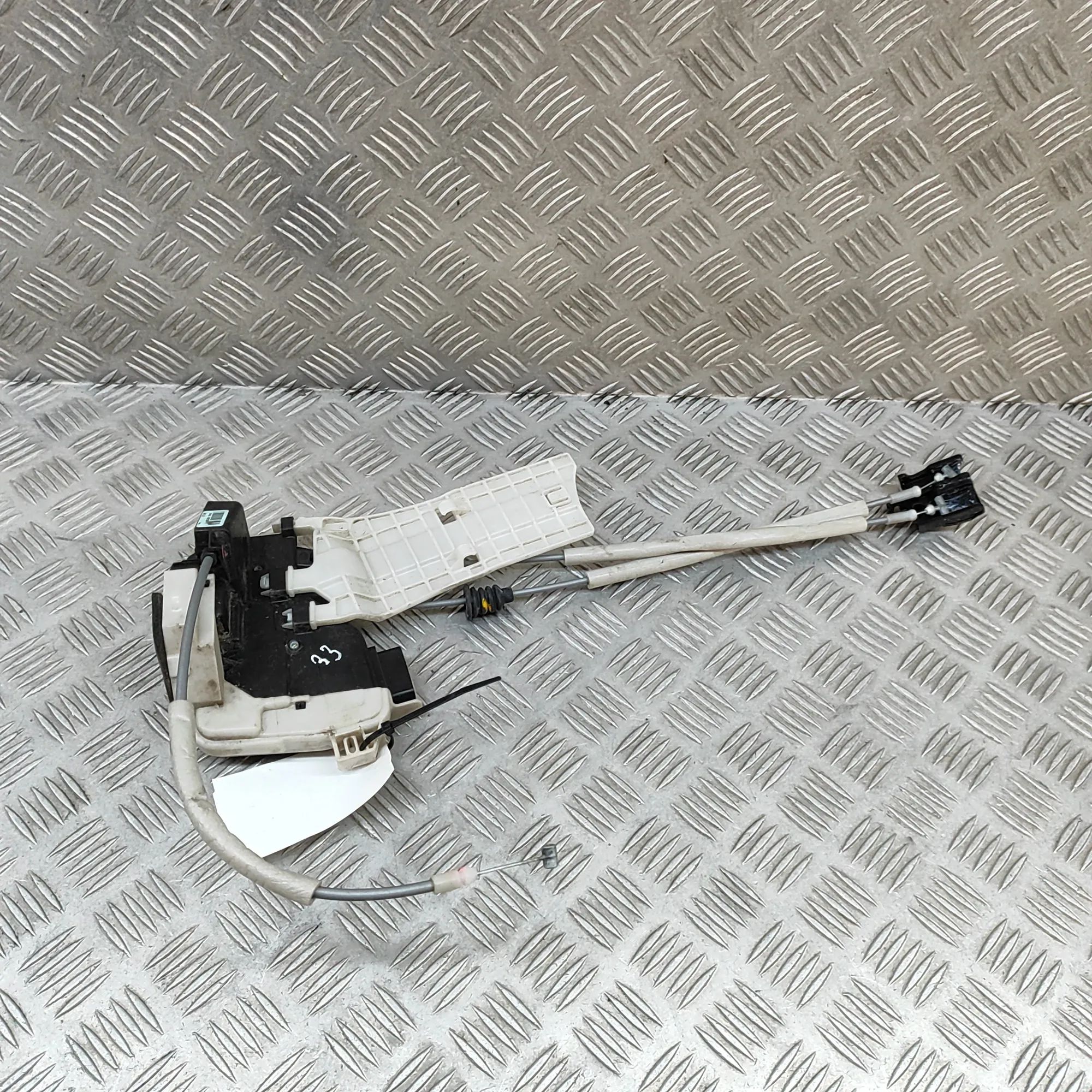Kia Soul Door lock — rear left Door lock — rear left — KIA SOUL (II PS) (2014-...