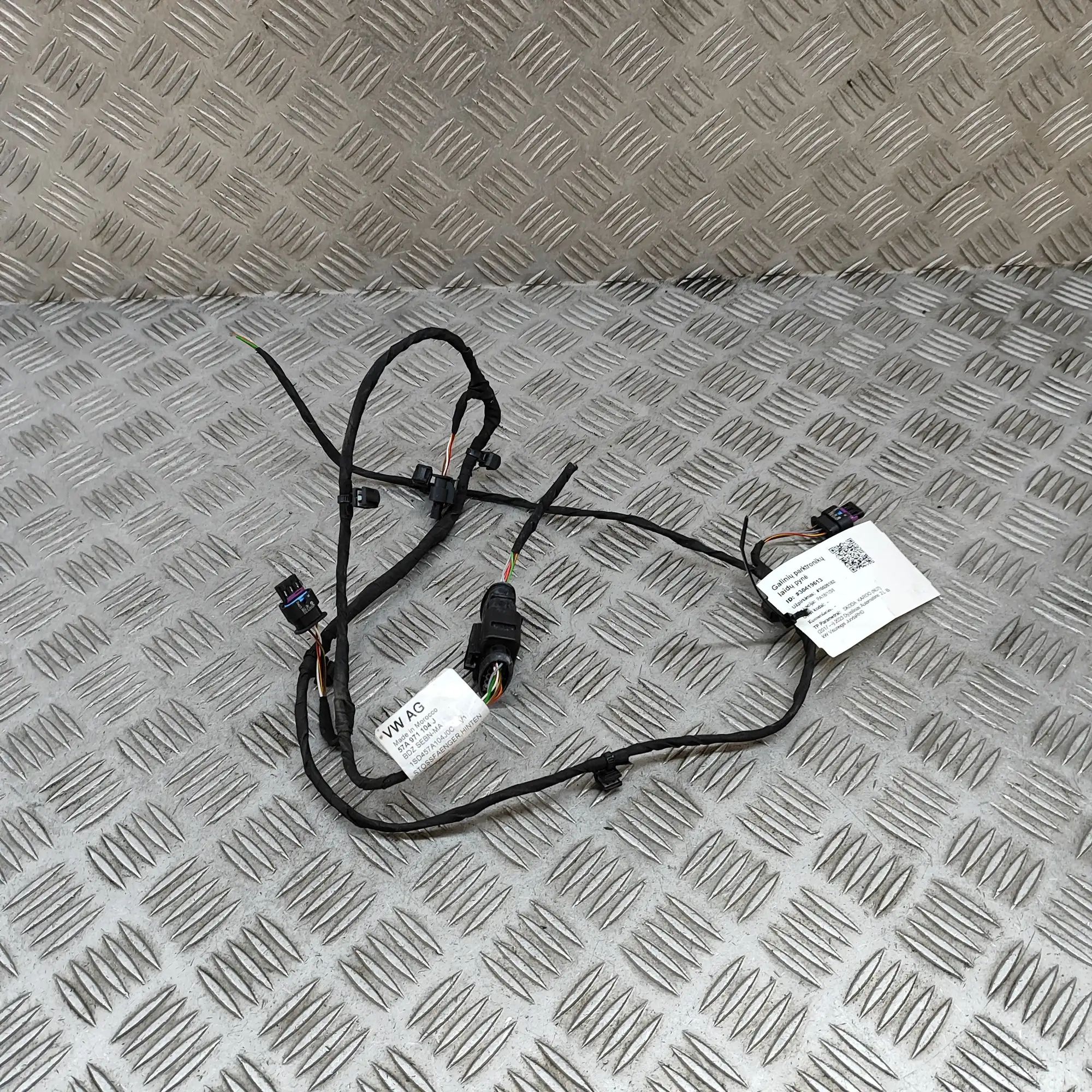 Skoda Karoq Rear Parking Sensor Wiring Loom Rear Parking Sensor Wiring Loom — SKODA KAROQ (...
