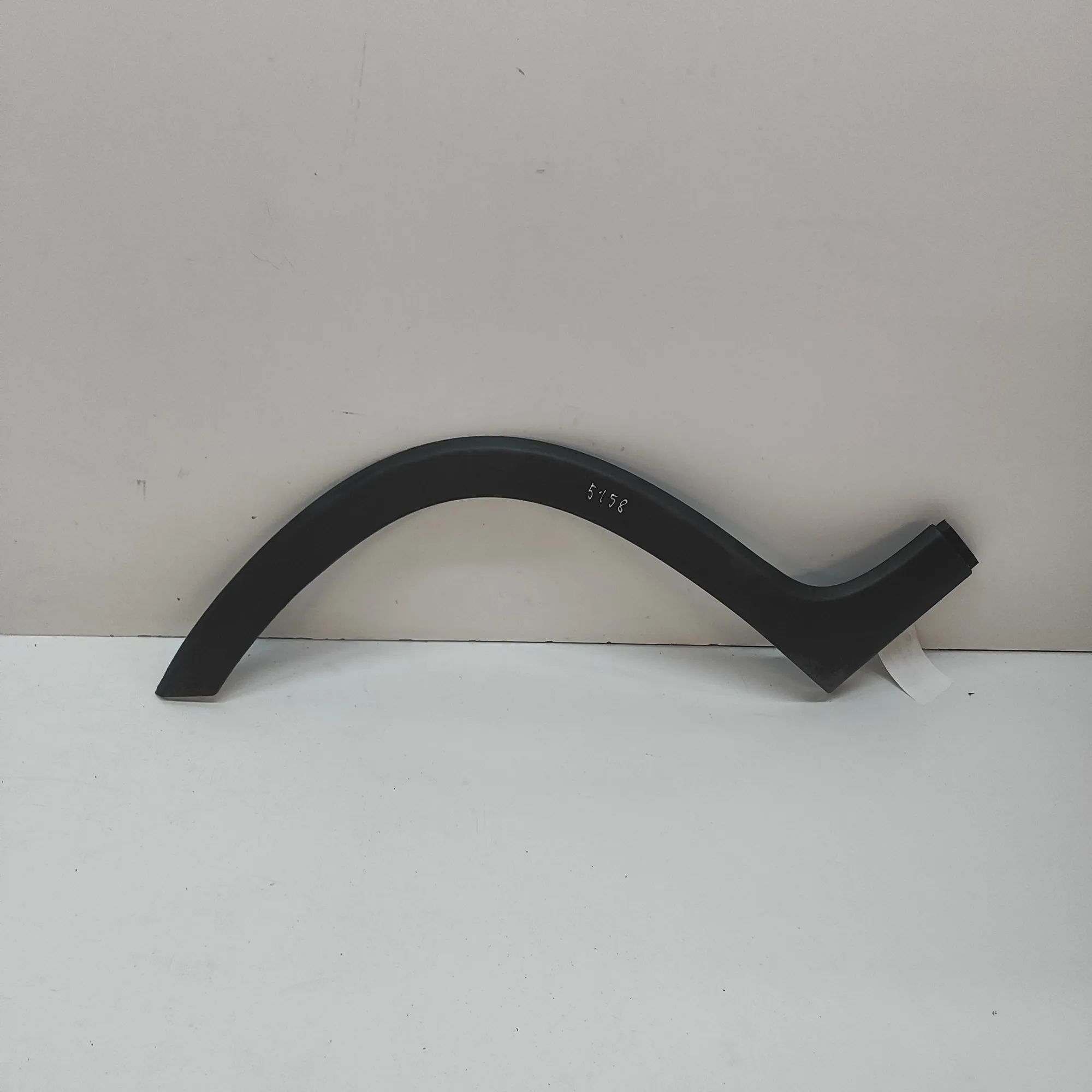 Fiat 500L (351, 352) Wheel arch trim — front left