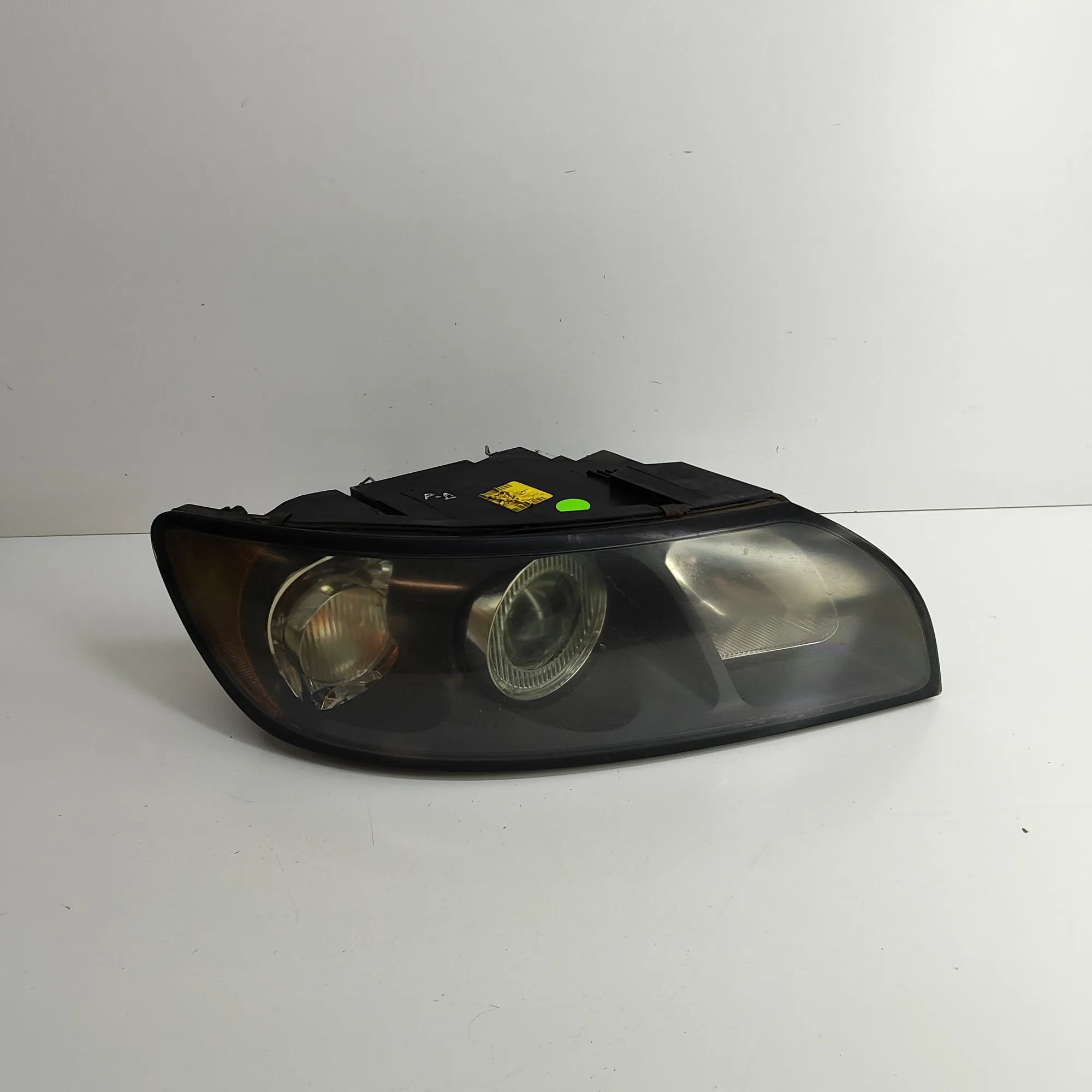 Volvo S40 Front Right Headlight