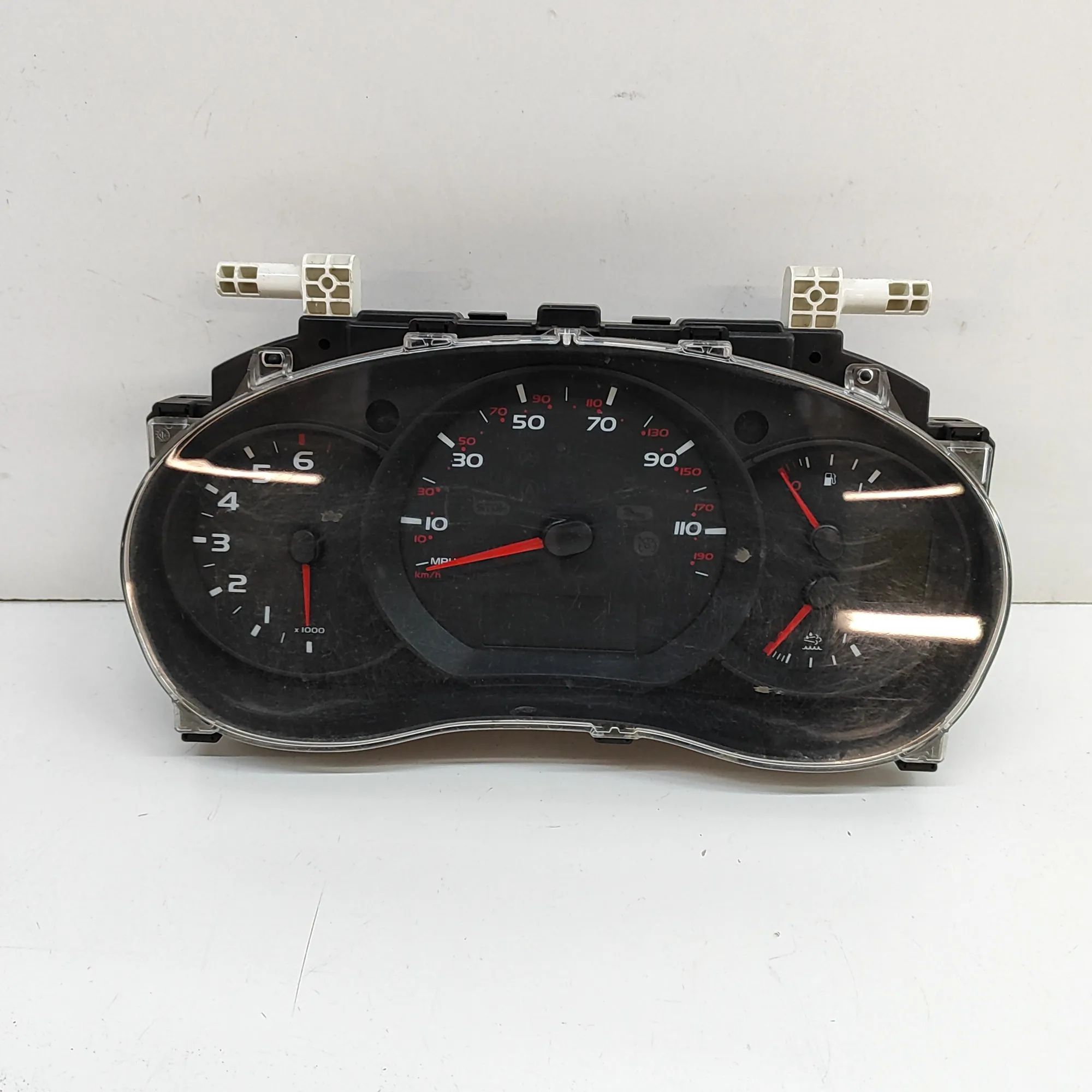 Renault Master Instrument Cluster Speedometer Instrument Cluster Speedometer — RENAULT MASTER...