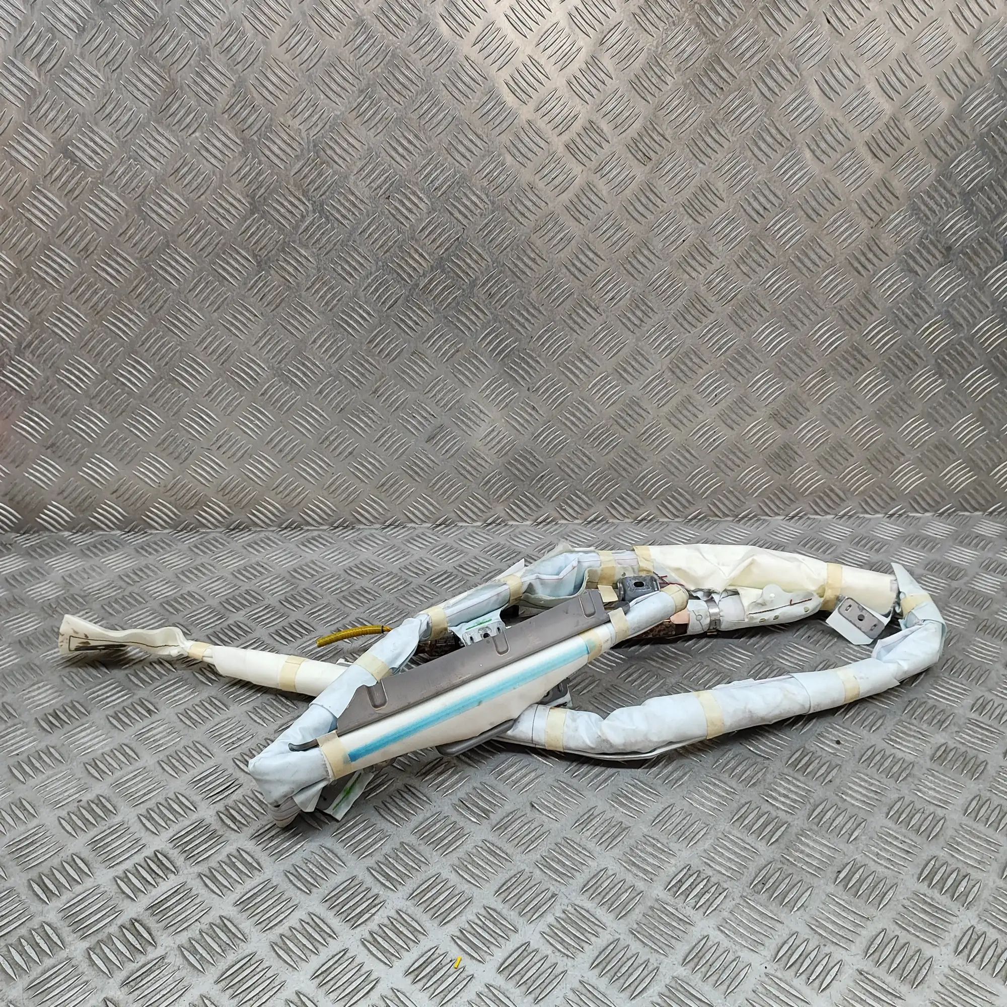 Lexus RX Left Side Roof Safety Curtain SRS Left Side Roof Safety Curtain SRS — LEXUS RX (_...