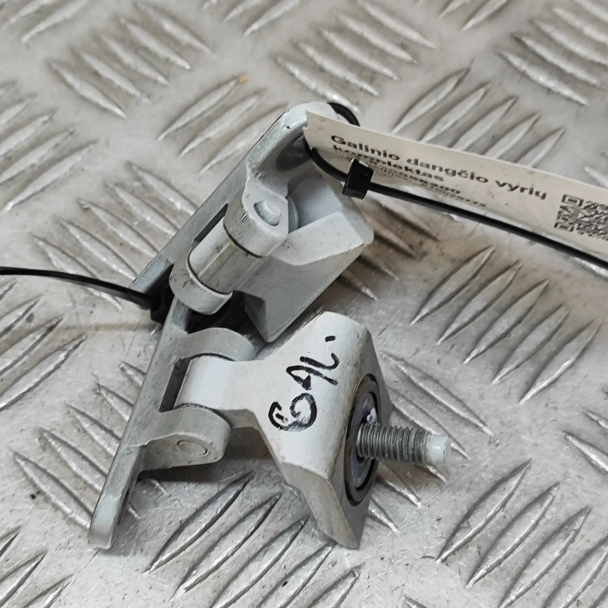 Porsche Cayenne Tailgate hinge set