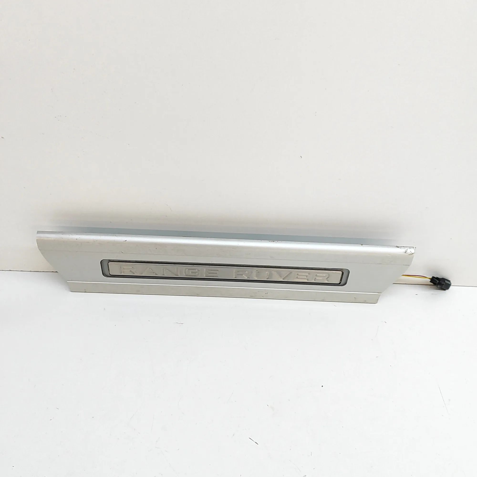 Land Rover Range Rover Sport (L494) Sill trim — front left Sill trim — front left — LAND ROVER RANGE ROVER...