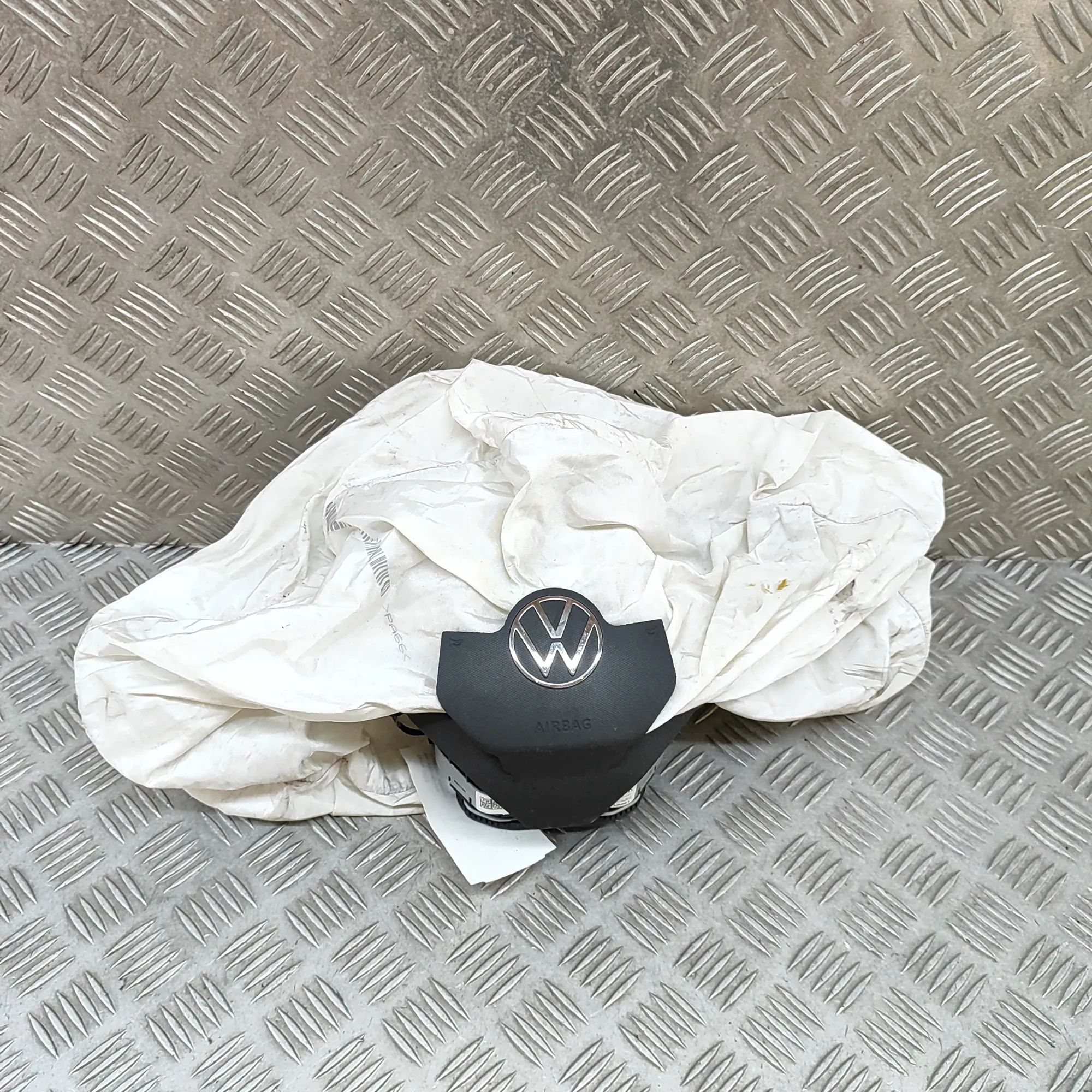 Volkswagen Transporter (T6, Caravelle, Multivan) Steering Wheel Safety Bag SRS Steering Wheel Safety Bag SRS — VW TRANSPORTER ...