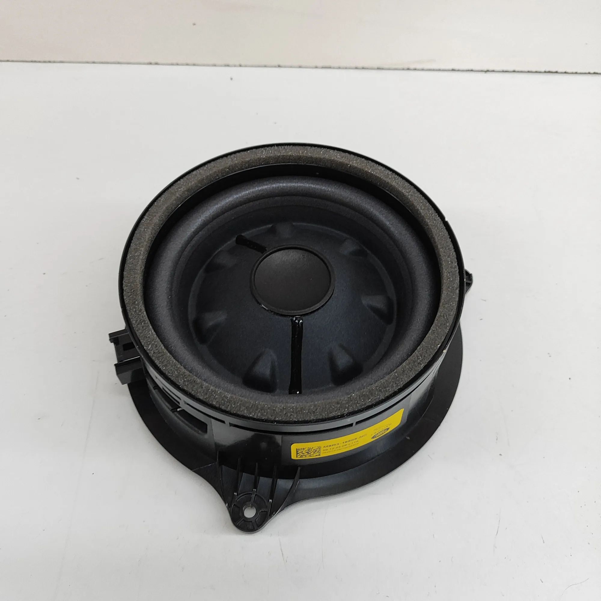 Land Rover Range Rover Sport (L461) Rear Left Door Speaker Rear Left Door Speaker — LAND ROVER RANGE ROVER...