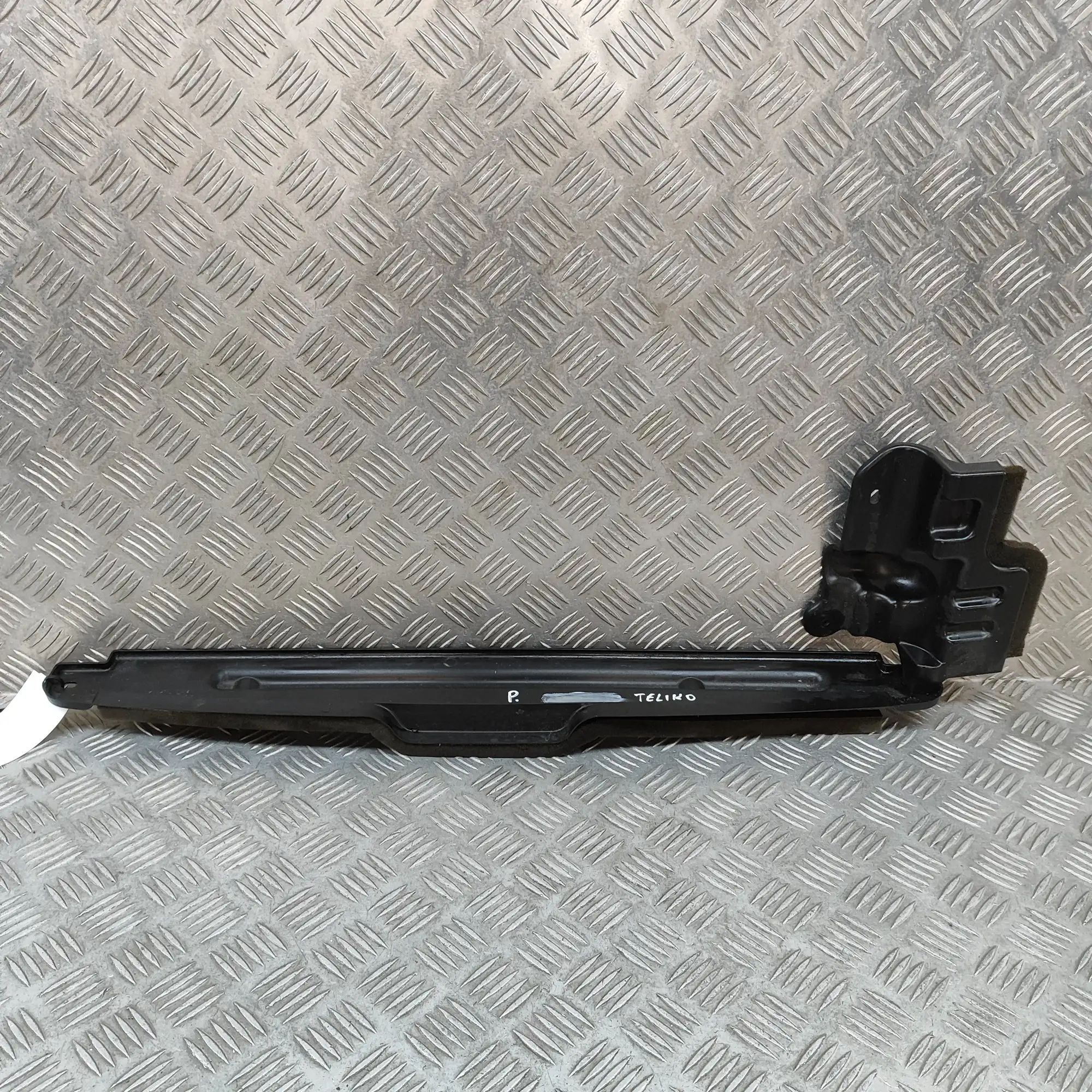 Suzuki Vitara Radiator Air Guide Duct Radiator Air Guide Duct — SUZUKI VITARA (LY) (2...