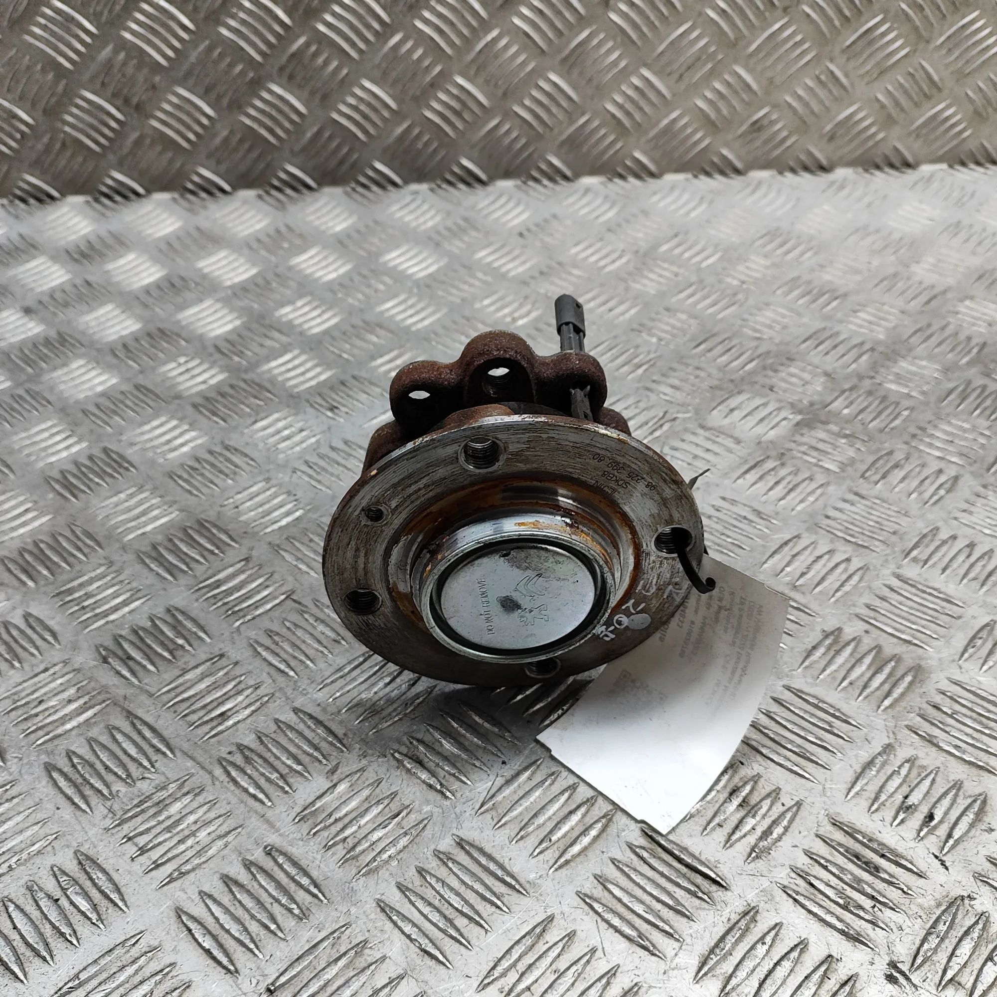Opel Mokka (B) Rear Left Wheel Bearing Rear Left Wheel Bearing — OPEL MOKKA (2020-...)...