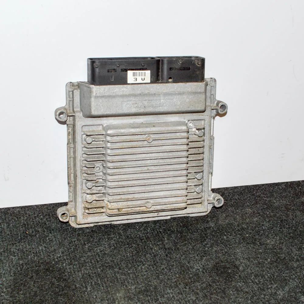 Hyundai Sonata (EF) Engine Control Unit Engine Control Unit — HYUNDAI SONATA V (NF) (20...