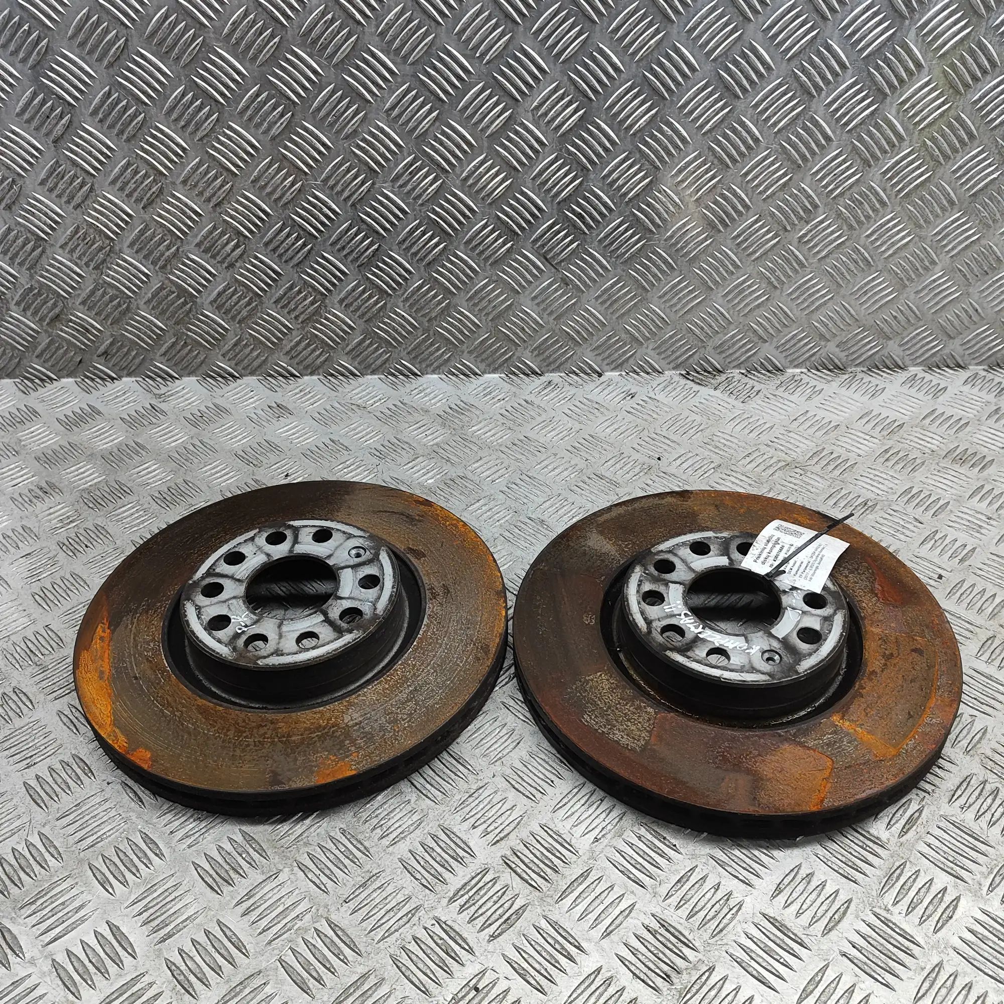 Skoda Karoq Front Brake Disc Kit Front Brake Disc Kit — SKODA KAROQ (NU7) (2017-...
