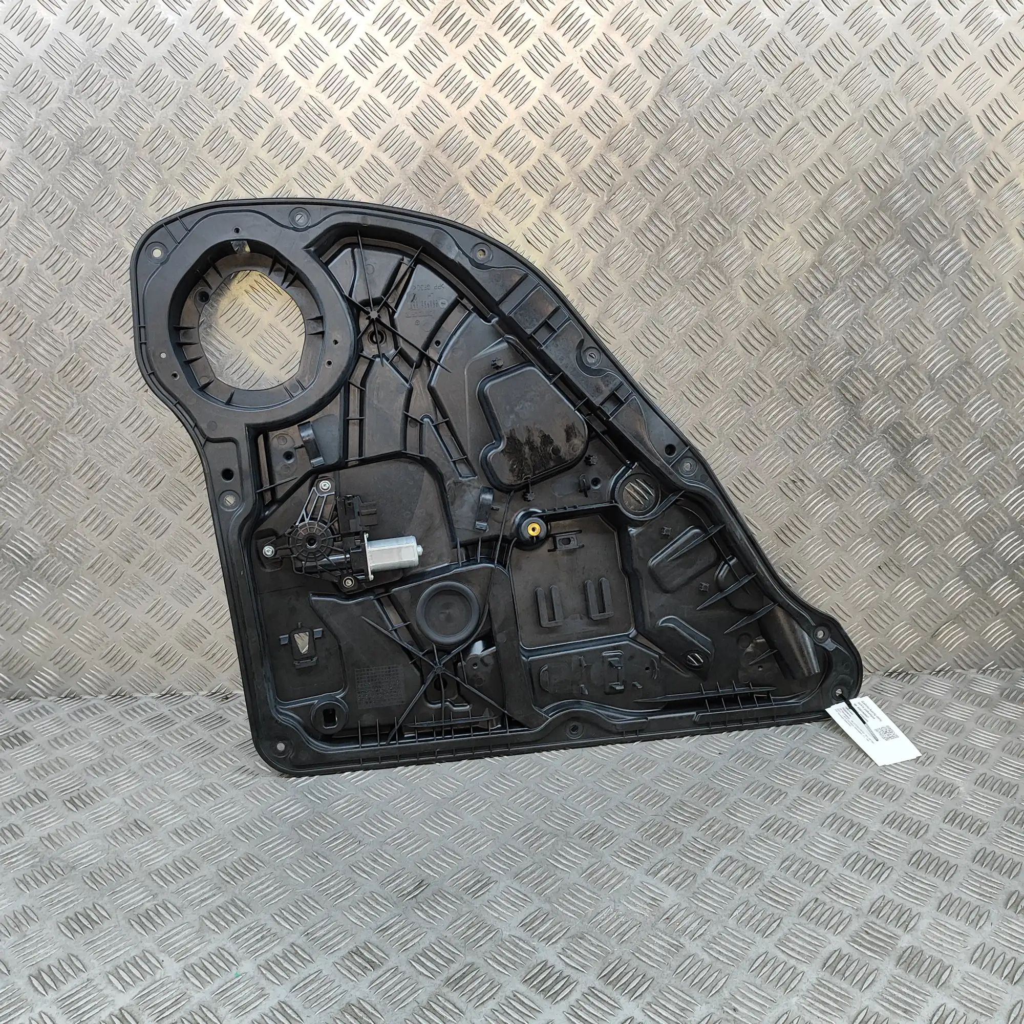 Mercedes-Benz ML / GLE (W166) Rear Left Door Window Regulator Rear Left Door Window Regulator — MERCEDES BENZ...