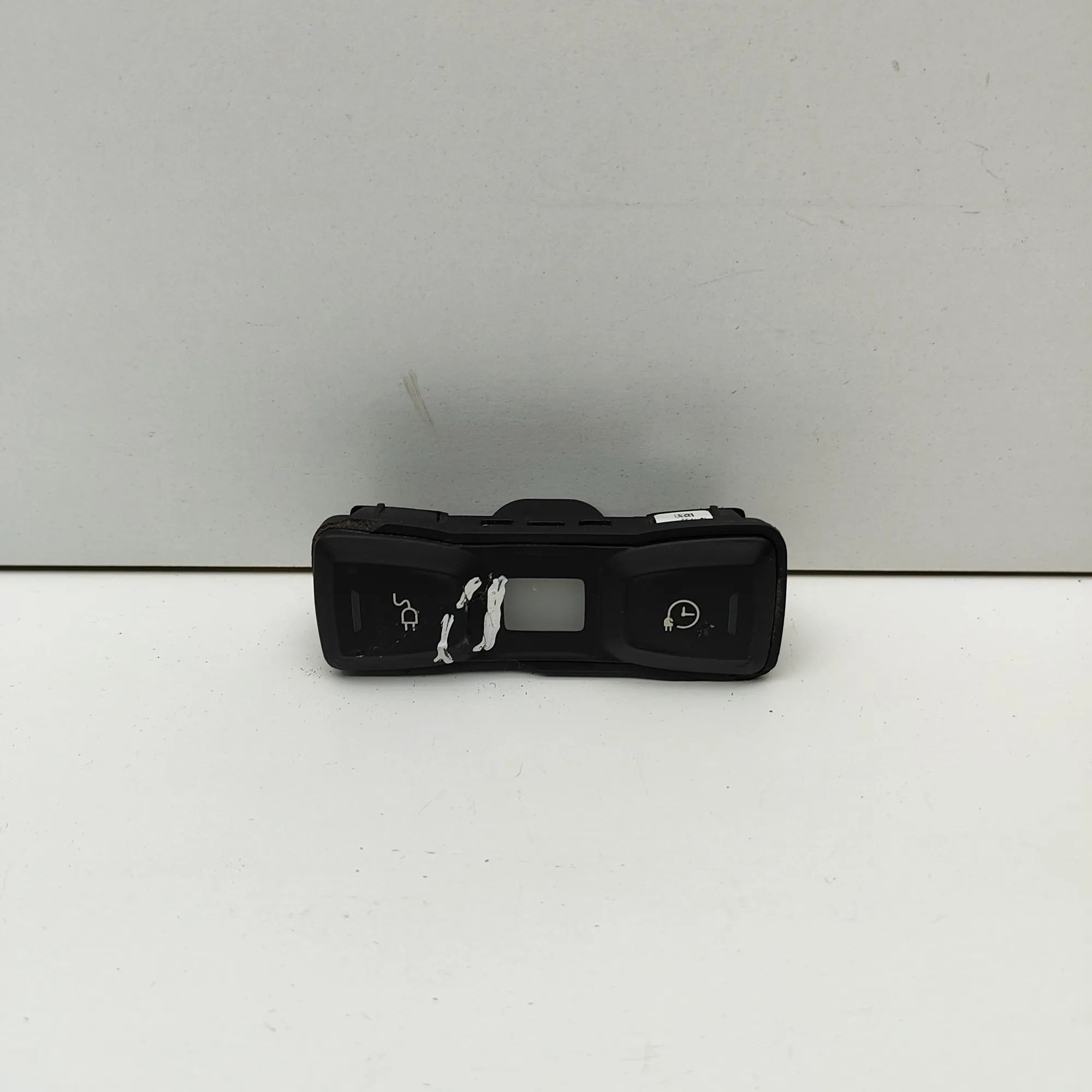 Porsche Cayenne Button Switch Panel Button Switch Panel — PORSCHE CAYENNE (9Y0/9Y3)...