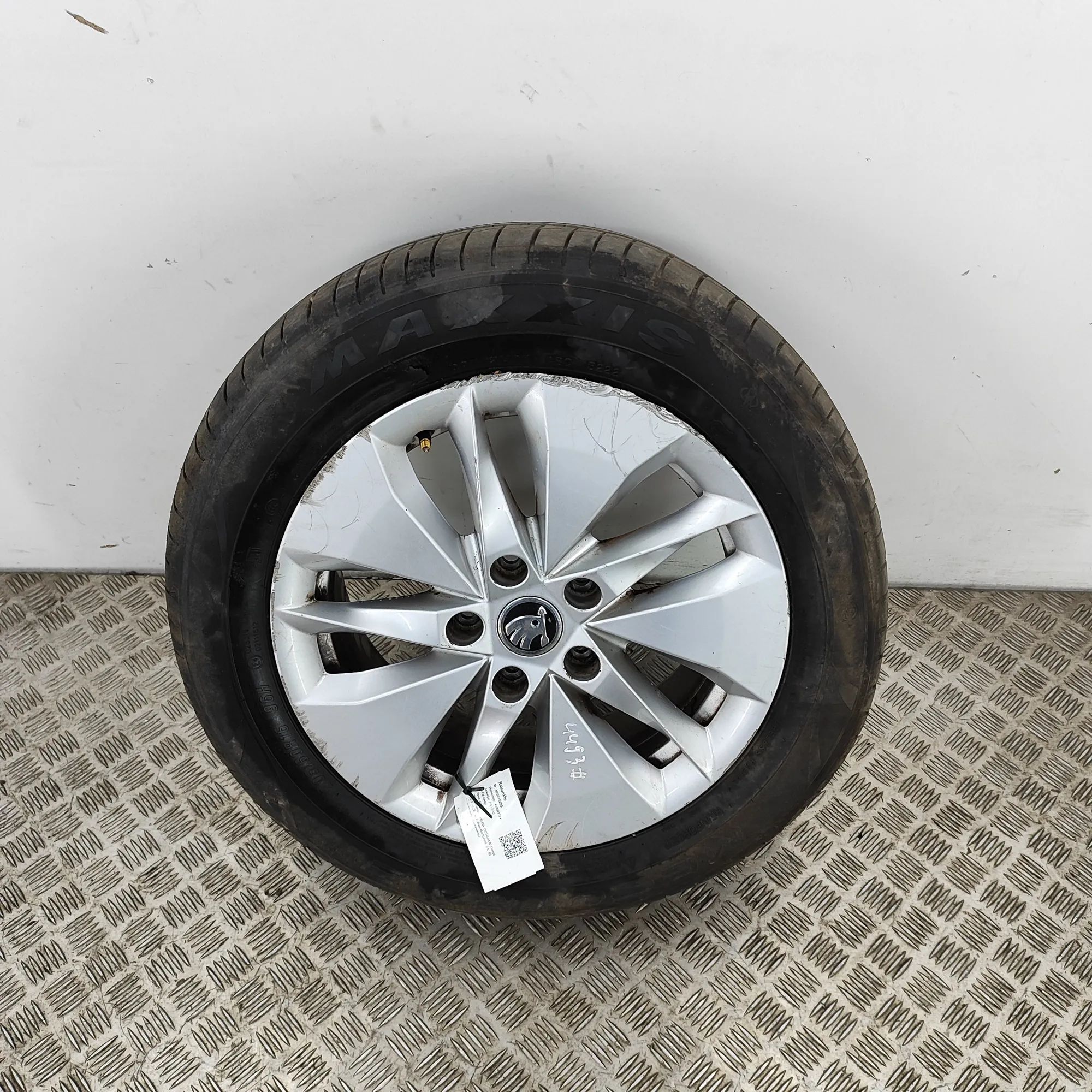 Skoda Octavia Alloy Wheel Alloy wheel — SKODA OCTAVIA (IV Combi) (2019-.....