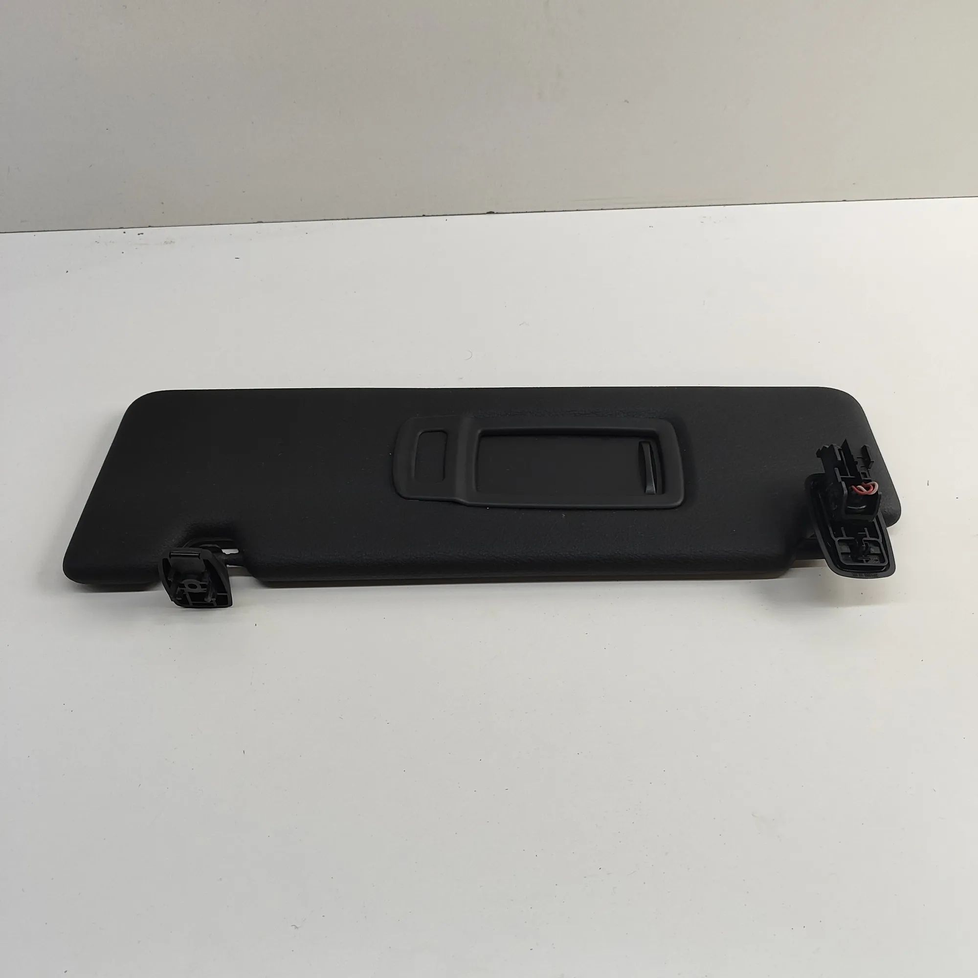 BMW X2 (F39) Left Side Sun Visor Left Side Sun Visor — BMW X2 (F39) (2018-...) —...