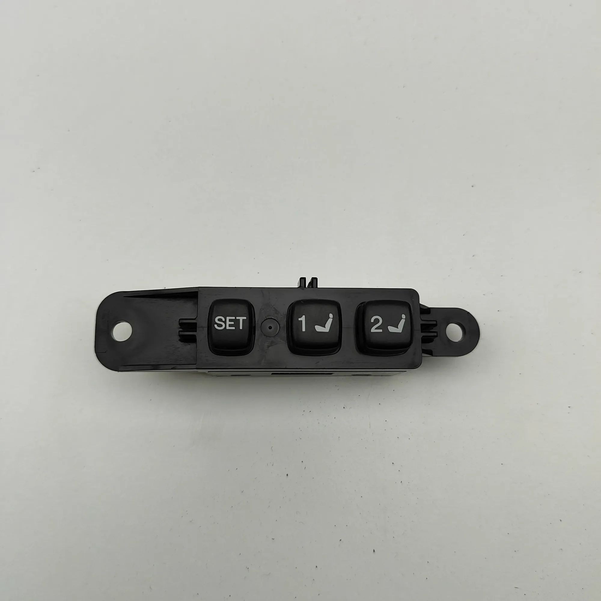 Toyota Land Cruiser 150 Right Seat Control Buttons Right Seat Control Buttons — TOYOTA LAND CRUISE...