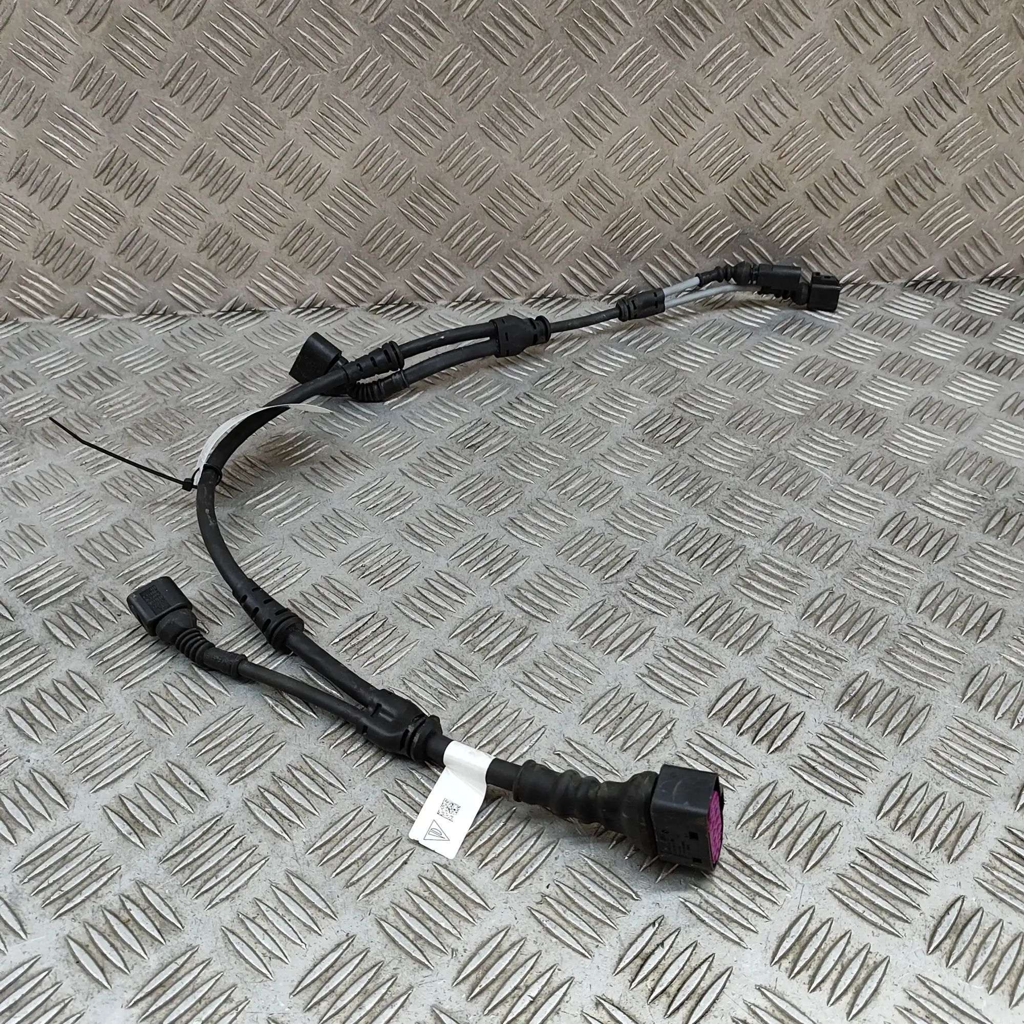 Porsche 911 (992) Wiring harness Wiring harness — PORSCHE 911 (992) (2019-...) —...