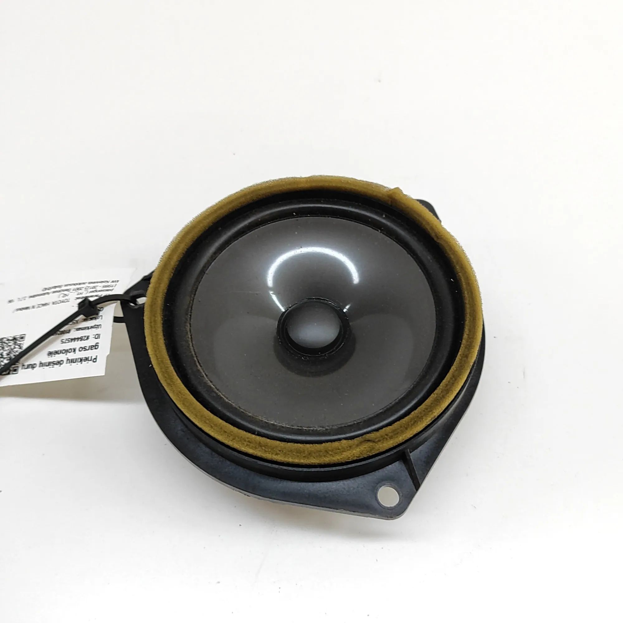 Toyota Hiace (H100) Front Right Door Speaker Front Right Door Speaker — TOYOTA HIACE (IV Min...