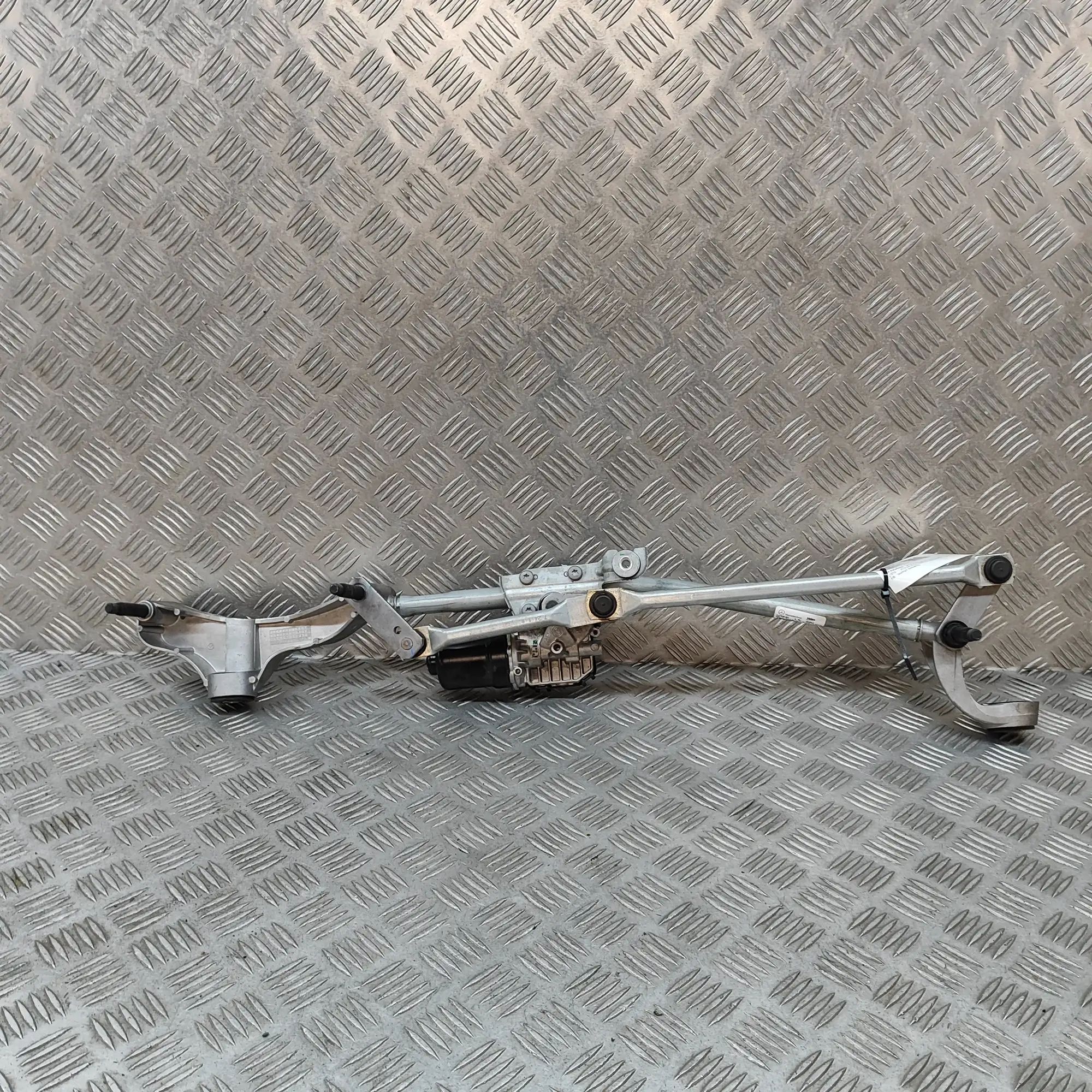 Mercedes-Benz GLS (X167) Front Windshield Wiper Mechanism Front Windshield Wiper Mechanism — MERCEDES BEN...