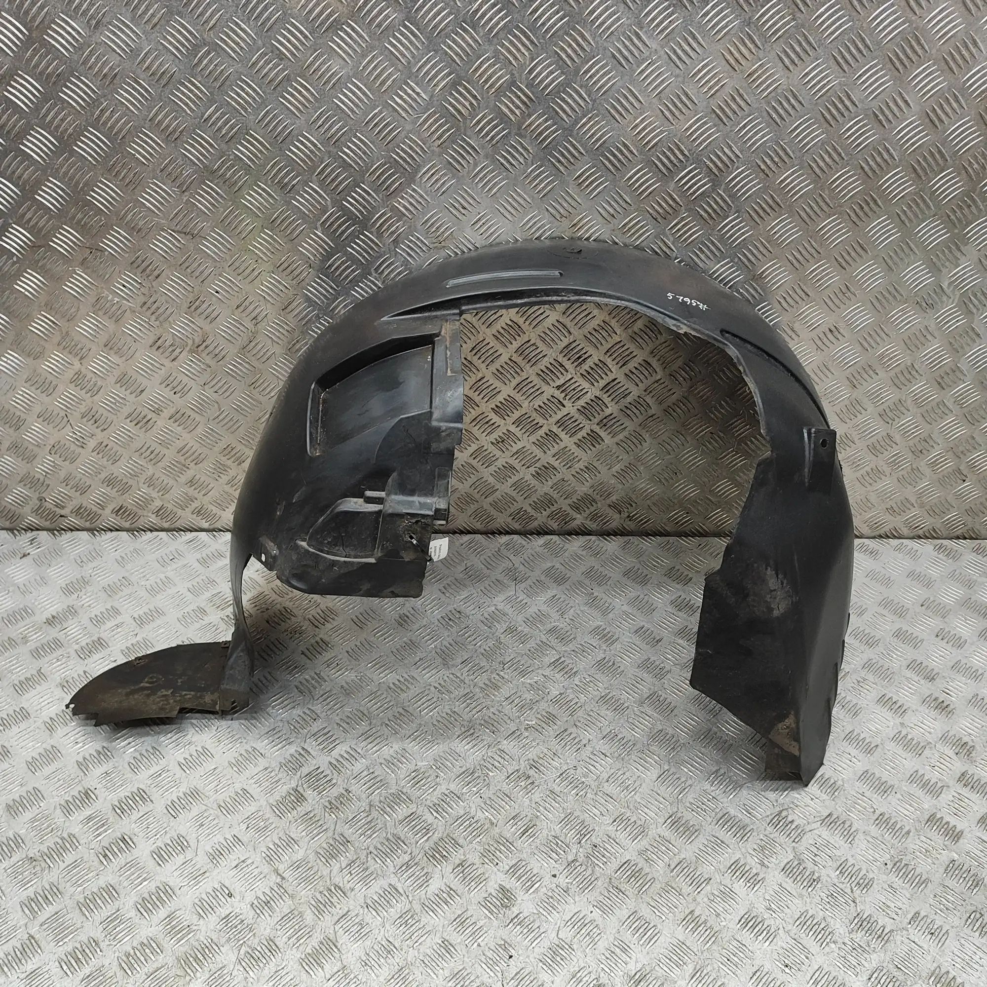 Fiat Doblo (263) Front Right Arch Liner Front Right Arch Liner — FIAT DOBLO (MPV 263_) ...