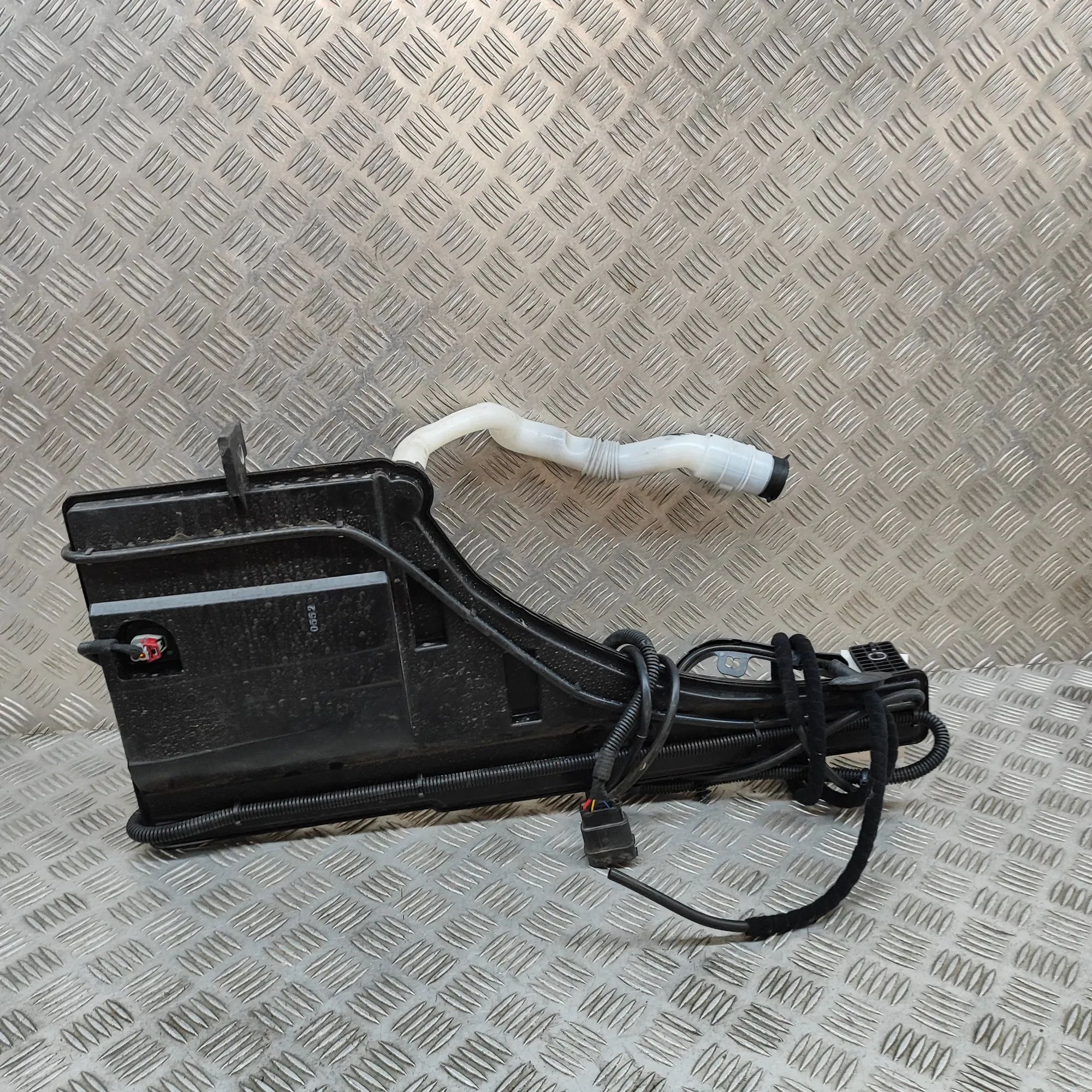 Maserati Ghibli Window Washer Tank Window Washer Tank — MASERATI GHIBLI (M157) (20...