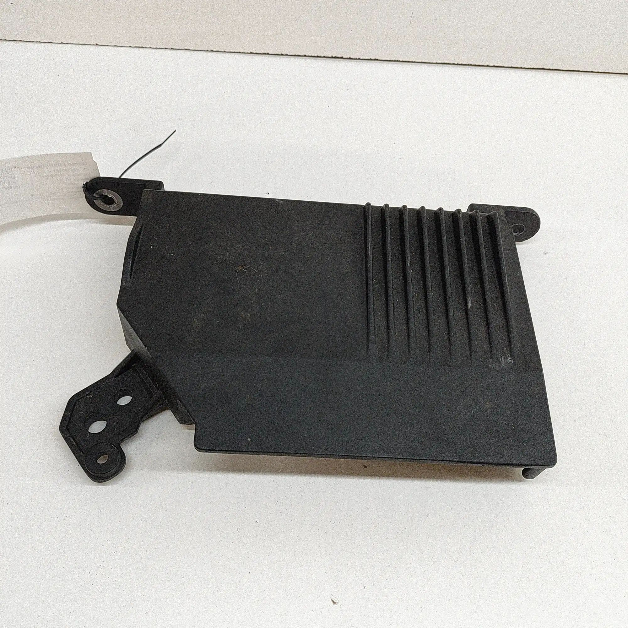 Volvo V60 Sound amplifier Sound amplifier — VOLVO V60 (II) (2019-...) — 3...
