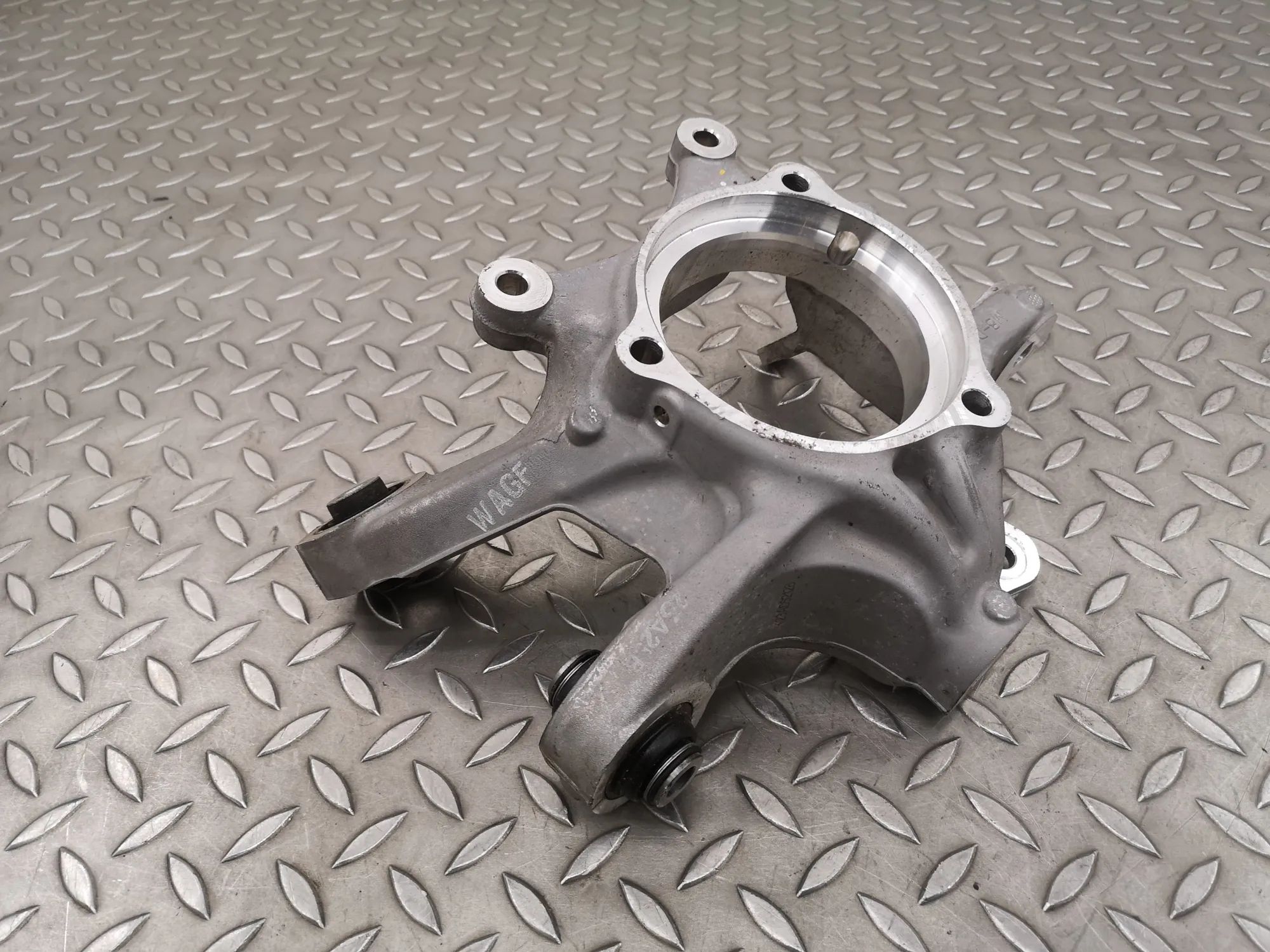Hyundai Ioniq 5 Rear Left Wheel Hub Spindle Rear Left Wheel Hub Spindle — HYUNDAI IONIQ (5 ...