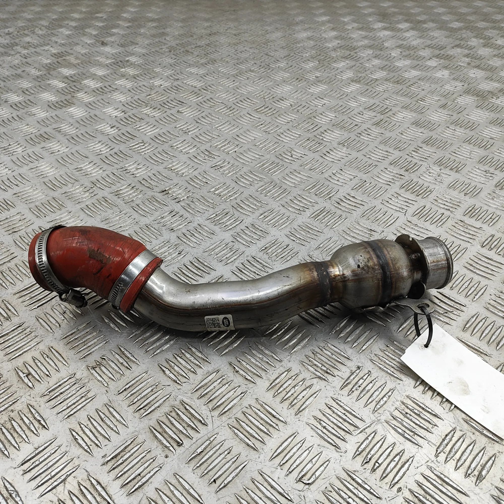 Land Rover Range Rover (L405) Intercooler Hose Pipe Intercooler Hose Pipe — LAND ROVER RANGE ROVER ...