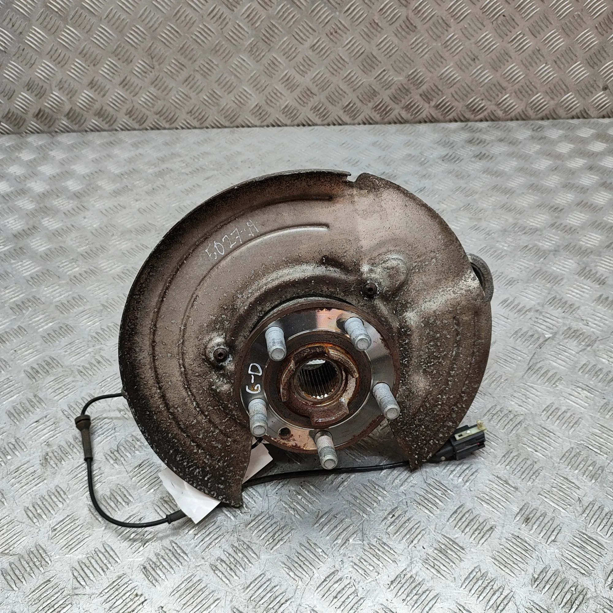 Land Rover Range Rover Evoque Rear Right Wheel Hub Rear Right Wheel Hub — LAND ROVER RANGE ROVER E...