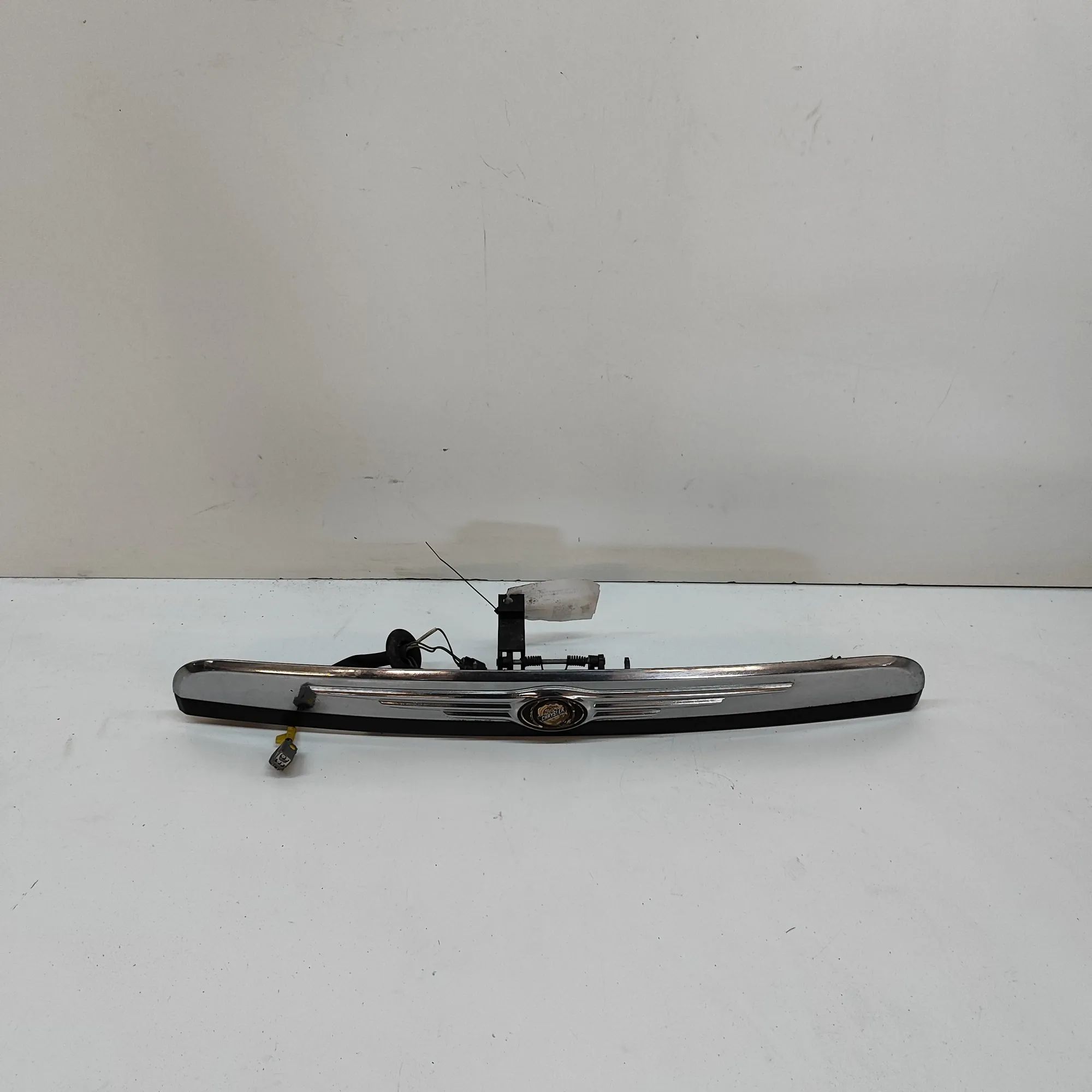 Chrysler Grand Voyager / Town & Country Trim Number Plate Light Trim Number Plate Light — CHRYSLER GRAND (VOYAG...