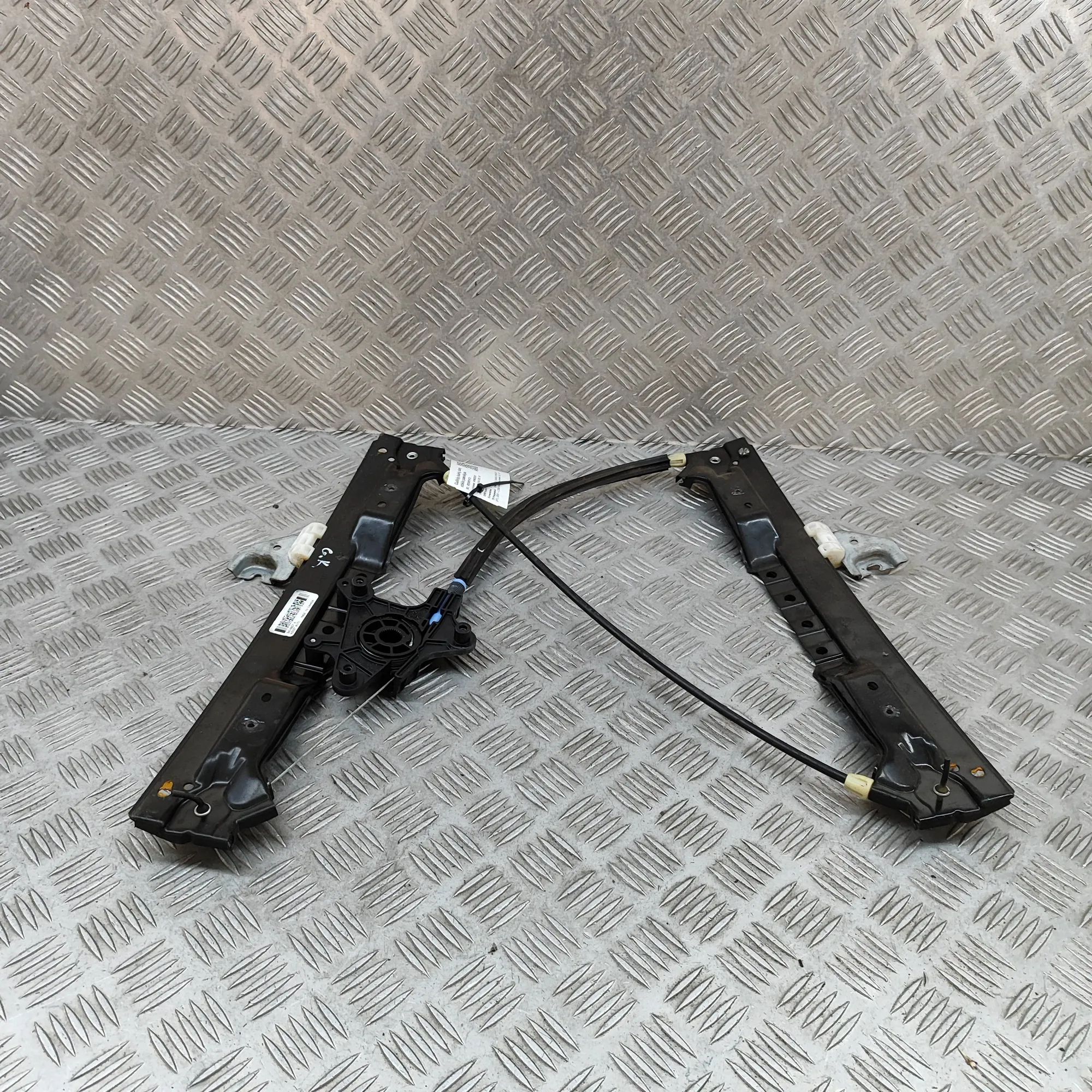 Chrysler Grand Voyager / Town & Country Rear Left Door Window Regulator Rear Left Door Window Regulator — CHRYSLER GRAN...