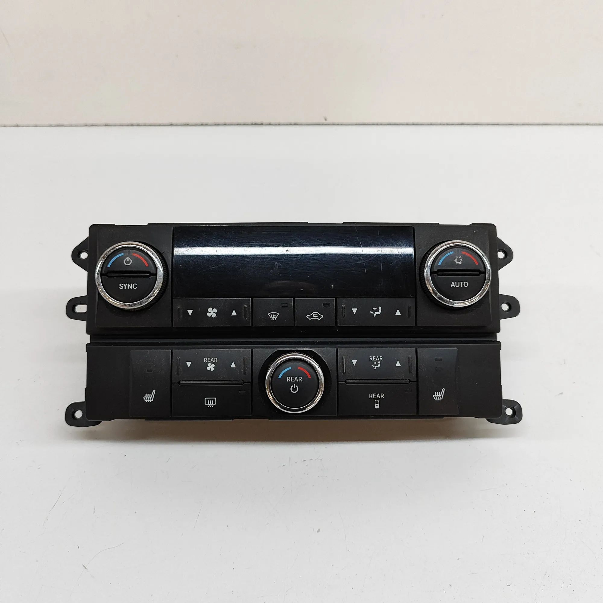 Chrysler Grand Voyager / Town & Country Climate control unit Climate control unit — CHRYSLER GRAND (VOYAGER ...